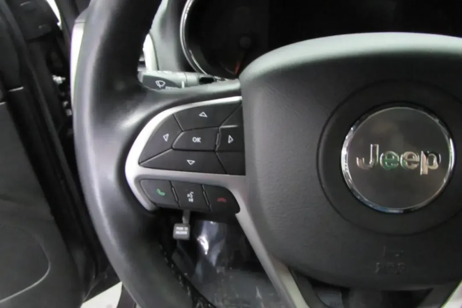 2021 /Black Leather Jeep Grand Cherokee Limited (1C4RJFBG9MC) with an Other engine, Automatic transmission, located at 12830 Highway 21, De Soto, MO, 63020, (636) 337-7777, 38.153099, -90.573624 - Discover your next adventure with the 2021 Jeep Grand Cherokee Limited, available now at Pettus CDJR DeSoto, your premier OEM dealership located at 12830 Highway 21, De Soto, MO 63020. This versatile SUV is ideal for families seeking space and comfort, adventurers eager to explore off-the-beaten-pat - Photo#12