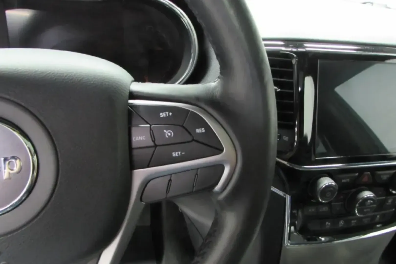 2021 /Black Leather Jeep Grand Cherokee Limited (1C4RJFBG9MC) with an Other engine, Automatic transmission, located at 12830 Highway 21, De Soto, MO, 63020, (636) 337-7777, 38.153099, -90.573624 - Discover your next adventure with the 2021 Jeep Grand Cherokee Limited, available now at Pettus CDJR DeSoto, your premier OEM dealership located at 12830 Highway 21, De Soto, MO 63020. This versatile SUV is ideal for families seeking space and comfort, adventurers eager to explore off-the-beaten-pat - Photo#13