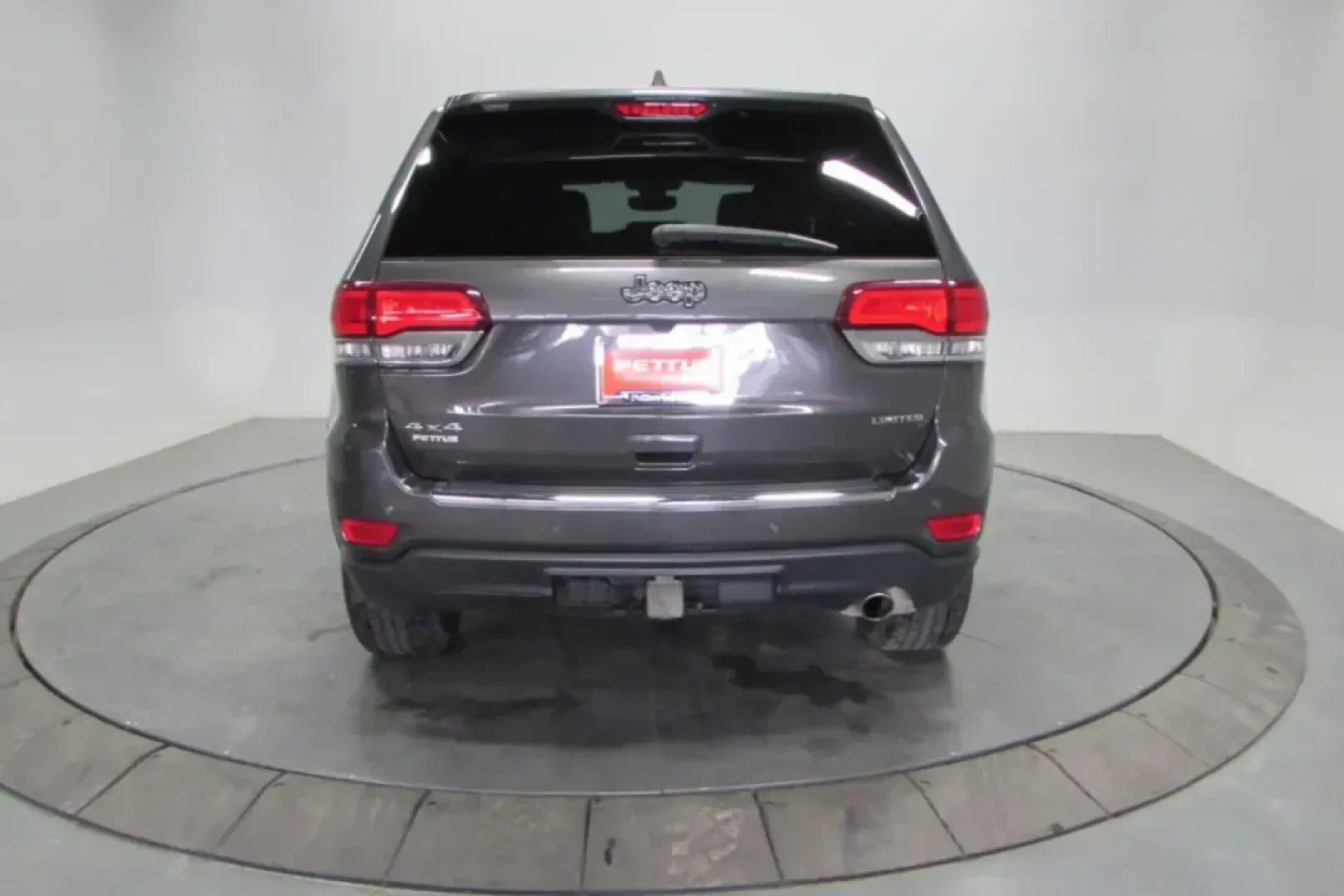 2021 /Black Leather Jeep Grand Cherokee Limited (1C4RJFBG9MC) with an Other engine, Automatic transmission, located at 12830 Highway 21, De Soto, MO, 63020, (636) 337-7777, 38.153099, -90.573624 - Discover your next adventure with the 2021 Jeep Grand Cherokee Limited, available now at Pettus CDJR DeSoto, your premier OEM dealership located at 12830 Highway 21, De Soto, MO 63020. This versatile SUV is ideal for families seeking space and comfort, adventurers eager to explore off-the-beaten-pat - Photo#5