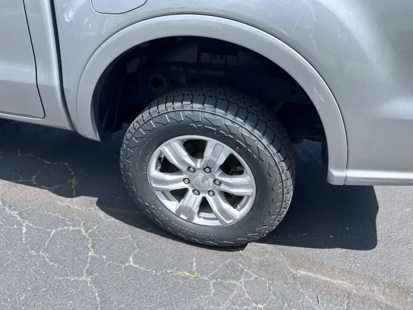 2020 /Ebony Cloth Ford Ranger XLT (1FTER4FH8LL) with an 2.3L EcoBoost engine, Automatic transmission, located at 970 Woodlawn Dr., Farmington, MO, 63640, (573) 431-7800, 37.825642, -90.468674 - **Adventure Awaits with This 2020 Ford Ranger XLT at Pettus CDJR Farmington!**<br /> <br /> Are you ready to elevate your weekend adventures or tackle your daily commutes with style and confidence? Look no further than this stunning 2020 Ford Ranger XLT, proudly offered at Pettus CDJR Farmington, yo - Photo#4