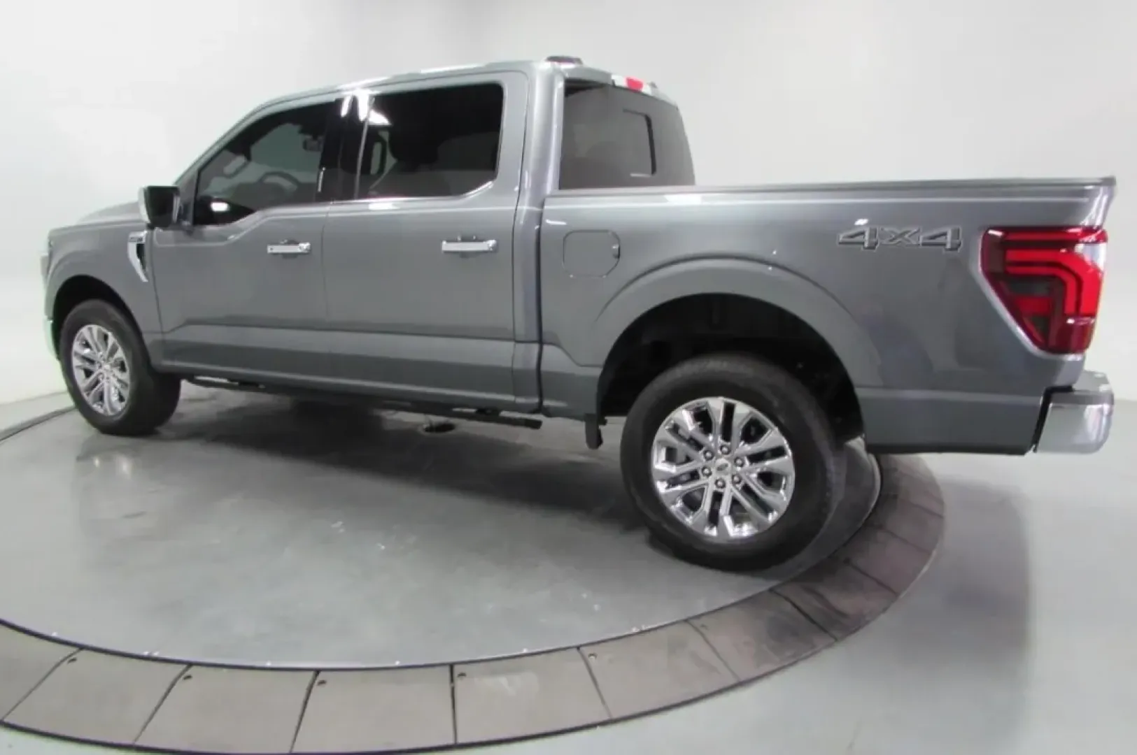 2024 /Black Ford F-150 LARIAT (1FTFW5L56RF) with an Other engine, located at 12836 Highway 21, De Soto, MO, 63020, (636) 337-7777, 38.151867, -90.575615 - **Unleash Your Adventures with the 2024 Ford F-150 Lariat at Pettus Ford De Soto!**<br /> <br /> Are you ready to elevate your daily commute or weekend adventures? Look no further than the 2024 Ford F-150 Lariat, a truck that embodies power, comfort, and rugged sophistication. Perfect for growing fa - Photo#4