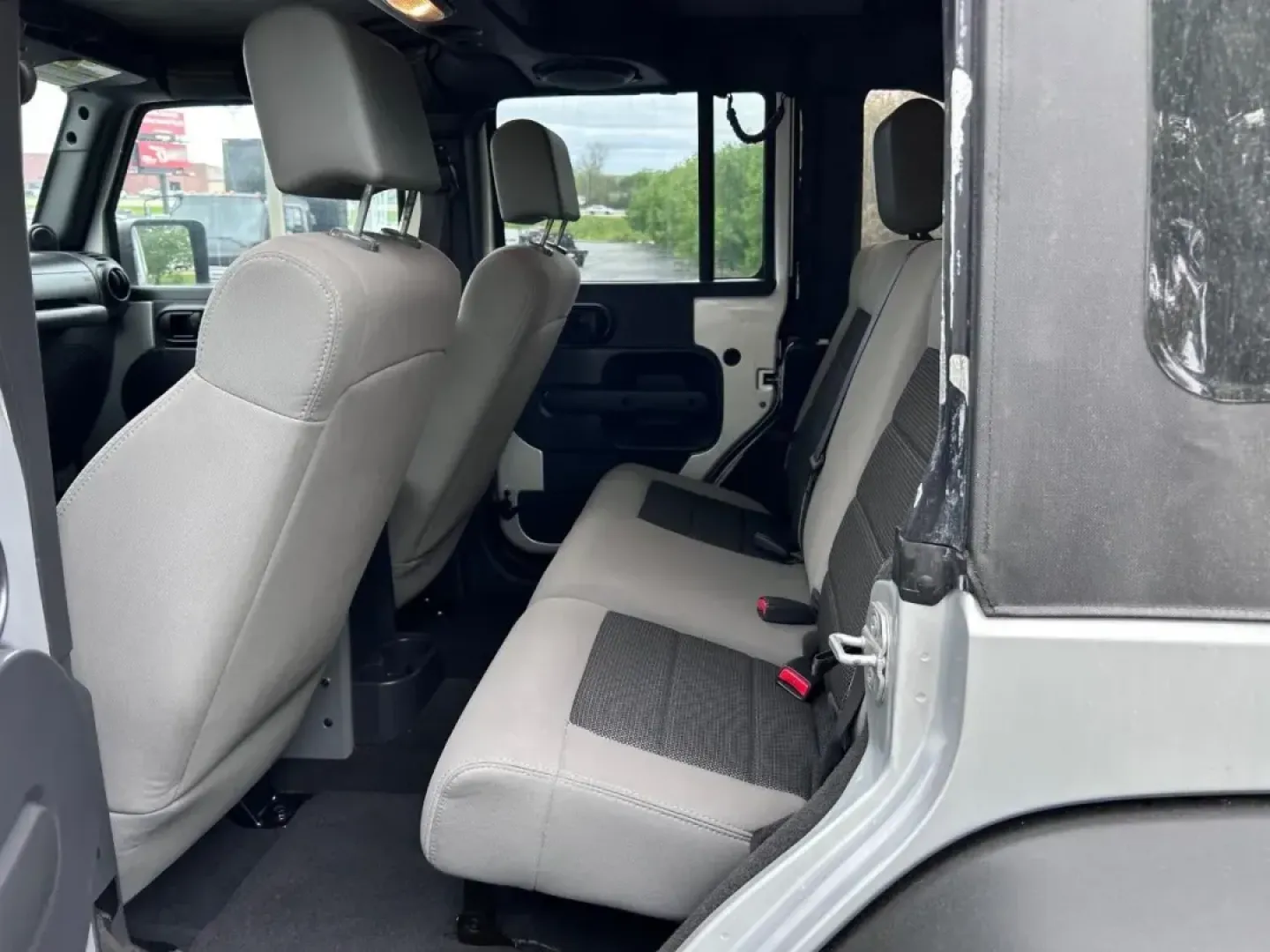 2008 /Dark/Medium Slate Gray Cloth Jeep Wrangler Unlimited X (1J4GA39108L) with an 3.8L OHV 12-valve SMPI V6 engine, located at 970 Woodlawn Dr., Farmington, MO, 63640, (573) 431-7800, 37.825642, -90.468674 - **Adventure Awaits: Discover the 2008 Jeep Wrangler Unlimited X at Pettus CDJR Farmington!**<br /> <br /> Are you ready to embrace the spirit of adventure? If you're looking for a vehicle that can take you off the beaten path and provide exhilarating experiences, the 2008 Jeep Wrangler Unlimited X i - Photo#7