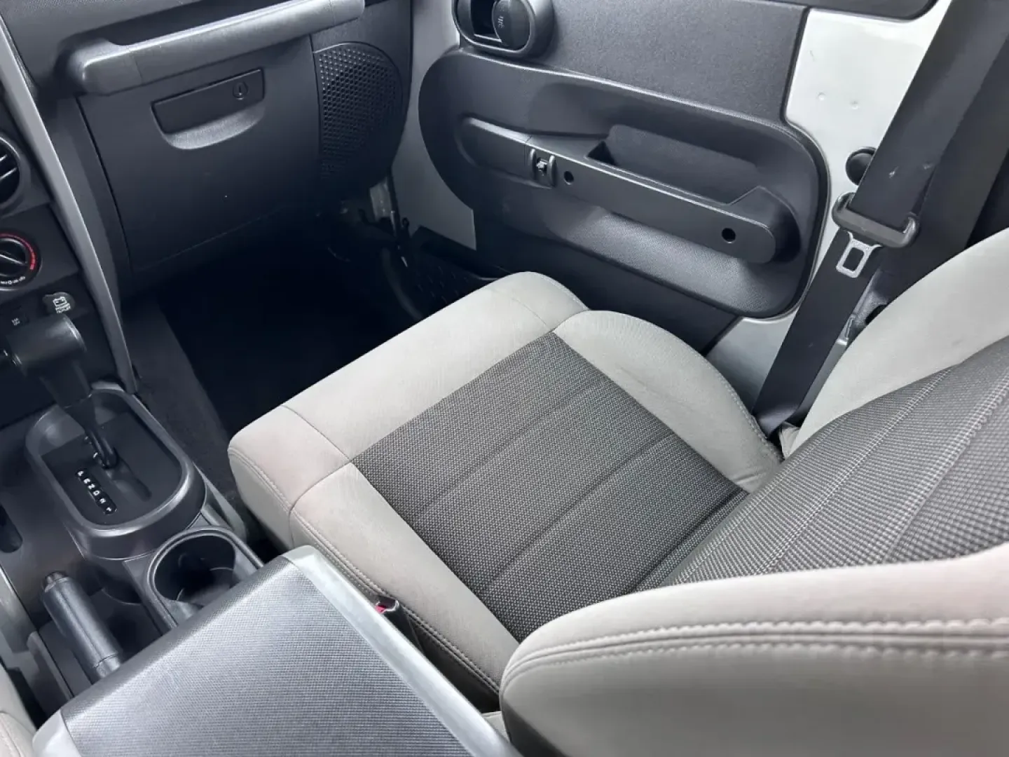2008 /Dark/Medium Slate Gray Cloth Jeep Wrangler Unlimited X (1J4GA39108L) with an 3.8L OHV 12-valve SMPI V6 engine, located at 970 Woodlawn Dr., Farmington, MO, 63640, (573) 431-7800, 37.825642, -90.468674 - **Adventure Awaits: Discover the 2008 Jeep Wrangler Unlimited X at Pettus CDJR Farmington!**<br /> <br /> Are you ready to embrace the spirit of adventure? If you're looking for a vehicle that can take you off the beaten path and provide exhilarating experiences, the 2008 Jeep Wrangler Unlimited X i - Photo#13