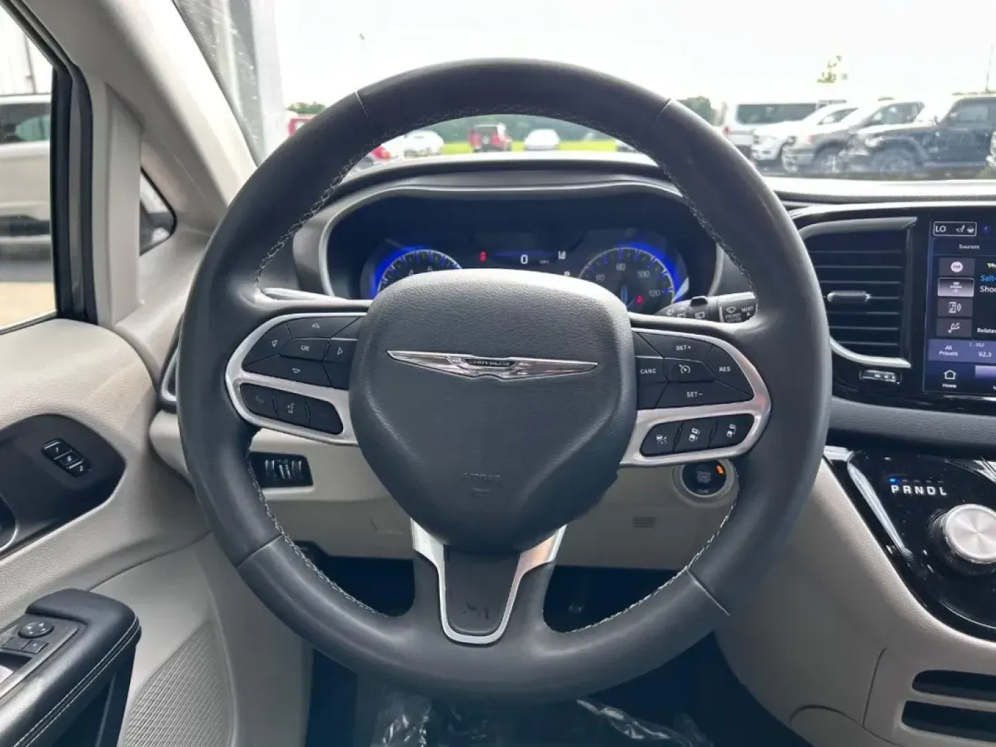 2023 /Black Leather Chrysler Pacifica Touring L (2C4RC1BG0PR) with an 3.6L V6 24V VVT UPG I engine, Automatic transmission, located at 141 Commercial Dr, Fredericktown, MO, 63645, (573) 783-6432, 37.570087, -90.320648 - **Discover Your Family's Next Adventure with the 2023 Chrysler Pacifica at Pettus Ford Fredericktown!**<br /> <br /> Are you a growing family in search of the perfect vehicle for your busy lifestyle? Look no further than the 2023 Chrysler Pacifica, available now at Pettus Ford Fredericktown. This ex - Photo#13