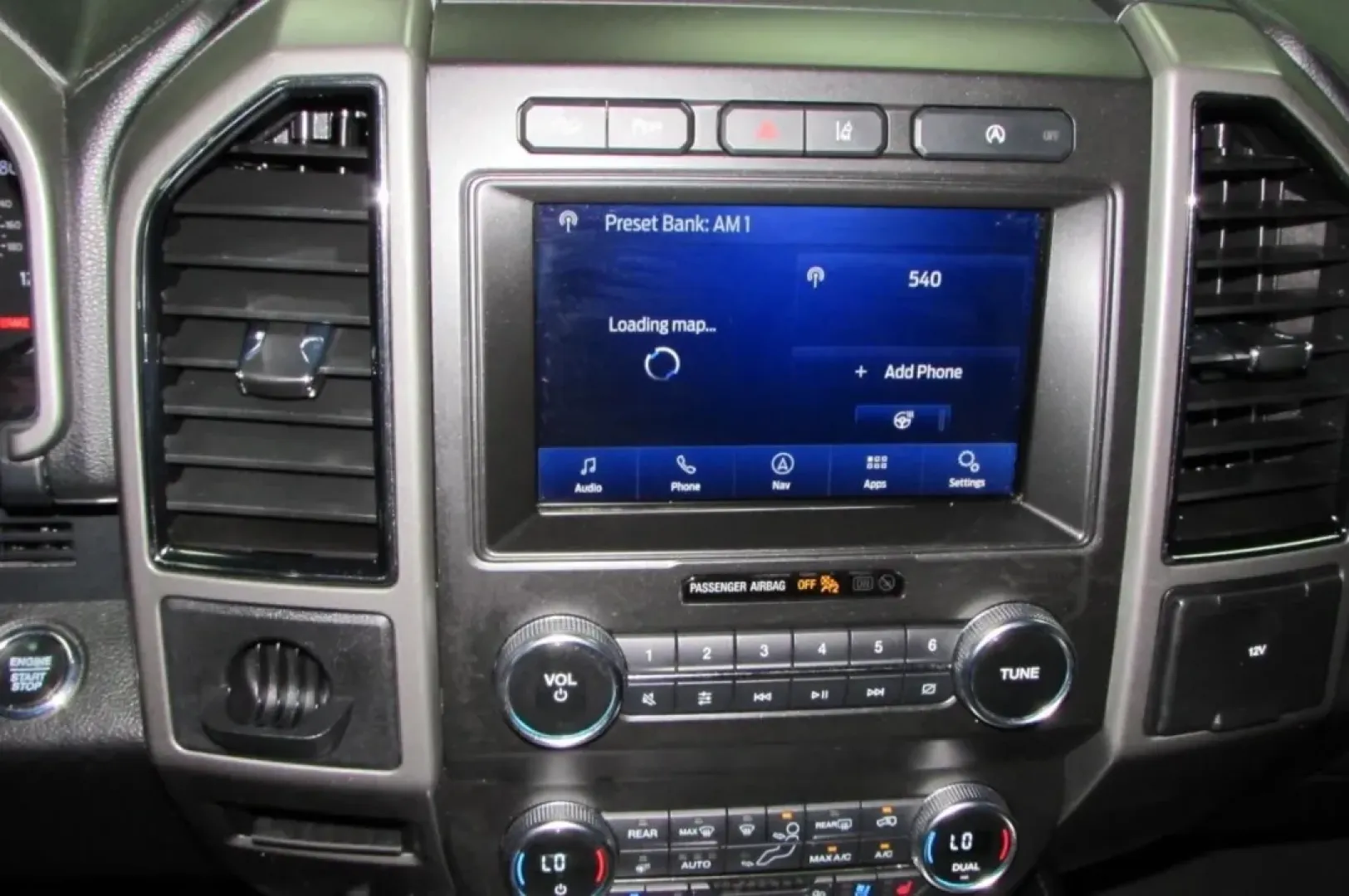 2021 /Ebony Leather Ford Expedition XLT (1FMJU1JT2ME) with an Other engine, Automatic transmission, located at 12836 Highway 21, De Soto, MO, 63020, (636) 337-7777, 38.151867, -90.575615 - **Discover Your Next Adventure with the 2021 Ford Expedition XLT at Pettus Ford De Soto** <br /> <br /> Are you ready to elevate your family's adventures or tackle your daily commute with style and comfort? Look no further than the 2021 Ford Expedition XLT, available now at Pettus Ford De Soto! Wit - Photo#18