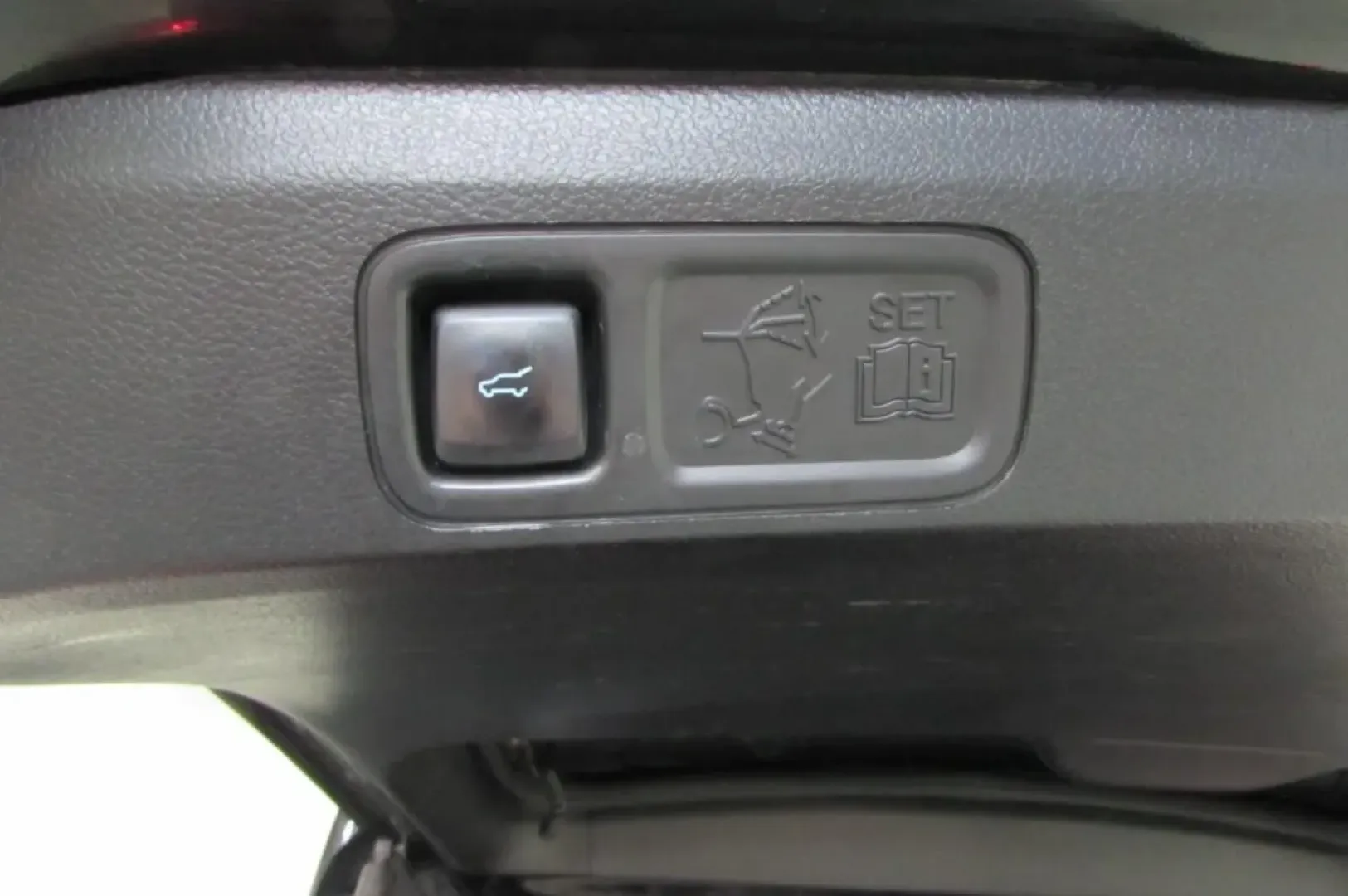 2021 /Ebony Leather Ford Expedition XLT (1FMJU1JT2ME) with an Other engine, Automatic transmission, located at 12836 Highway 21, De Soto, MO, 63020, (636) 337-7777, 38.151867, -90.575615 - **Discover Your Next Adventure with the 2021 Ford Expedition XLT at Pettus Ford De Soto** <br /> <br /> Are you ready to elevate your family's adventures or tackle your daily commute with style and comfort? Look no further than the 2021 Ford Expedition XLT, available now at Pettus Ford De Soto! Wit - Photo#28