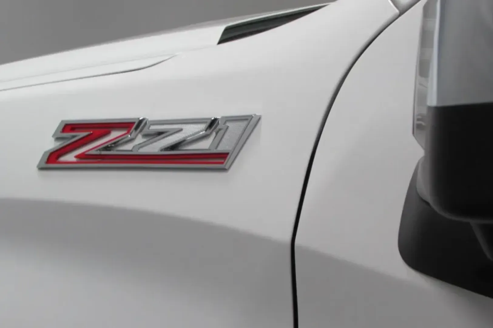2021 /Gideon/Very Dark Atmosphere Le Chevrolet Silverado 1500 LTZ (1GCUYGEL6MZ) with an Other engine, located at 12836 Highway 21, De Soto, MO, 63020, (636) 337-7777, 38.151867, -90.575615 - **Discover the 2021 Chevrolet Silverado 1500 LTZ The Ultimate Truck for Your Adventurous Lifestyle!**<br /> <br /> If you're searching for an impressive blend of power, comfort, and cutting-edge technology, look no further than the 2021 Chevrolet Silverado 1500 LTZ available at Pettus Ford De Soto. - Photo#21
