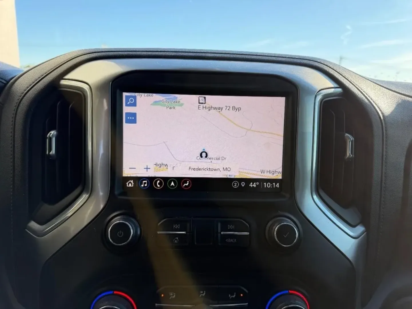 2021 /Jet Black Leather Chevrolet Silverado 1500 LTZ (1GCUYGEL6MZ) with an 6.2L engine, 6A transmission, located at 141 Commercial Dr, Fredericktown, MO, 63645, (573) 783-6432, 37.570087, -90.320648 - **Discover the 2021 Chevrolet Silverado 1500 LTZ The Ultimate Truck for Your Adventurous Lifestyle!**<br /> <br /> If you're searching for an impressive blend of power, comfort, and cutting-edge technology, look no further than the 2021 Chevrolet Silverado 1500 LTZ available at Pettus Ford De Soto. - Photo#14