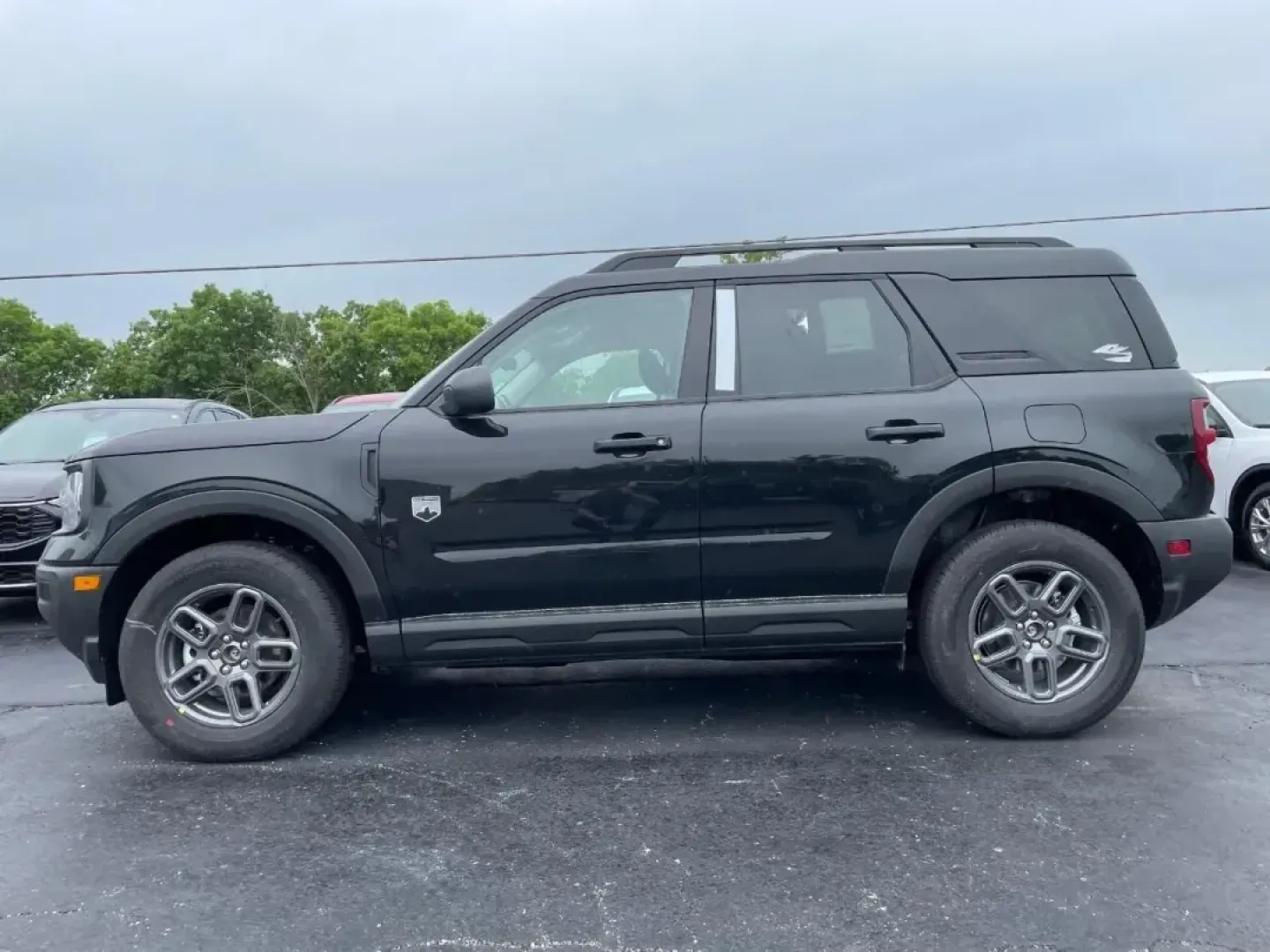 2025 /Ebony Cloth Ford Bronco Sport Big Bend (3FMCR9BN5SR) with an 1.5L EcoBoost engine, Automatic transmission, located at 12836 Highway 21, De Soto, MO, 63020, (636) 337-7777, 38.151867, -90.575615 - Adventure awaits with the 2025 Ford Bronco Sport Big Bend, a versatile SUV designed for those who crave both excitement and practicality in their daily life. Whether you're navigating the bustling streets of De Soto, MO, or tackling weekend road trips to local attractions like the scenic Huzzah Cons - Photo#1