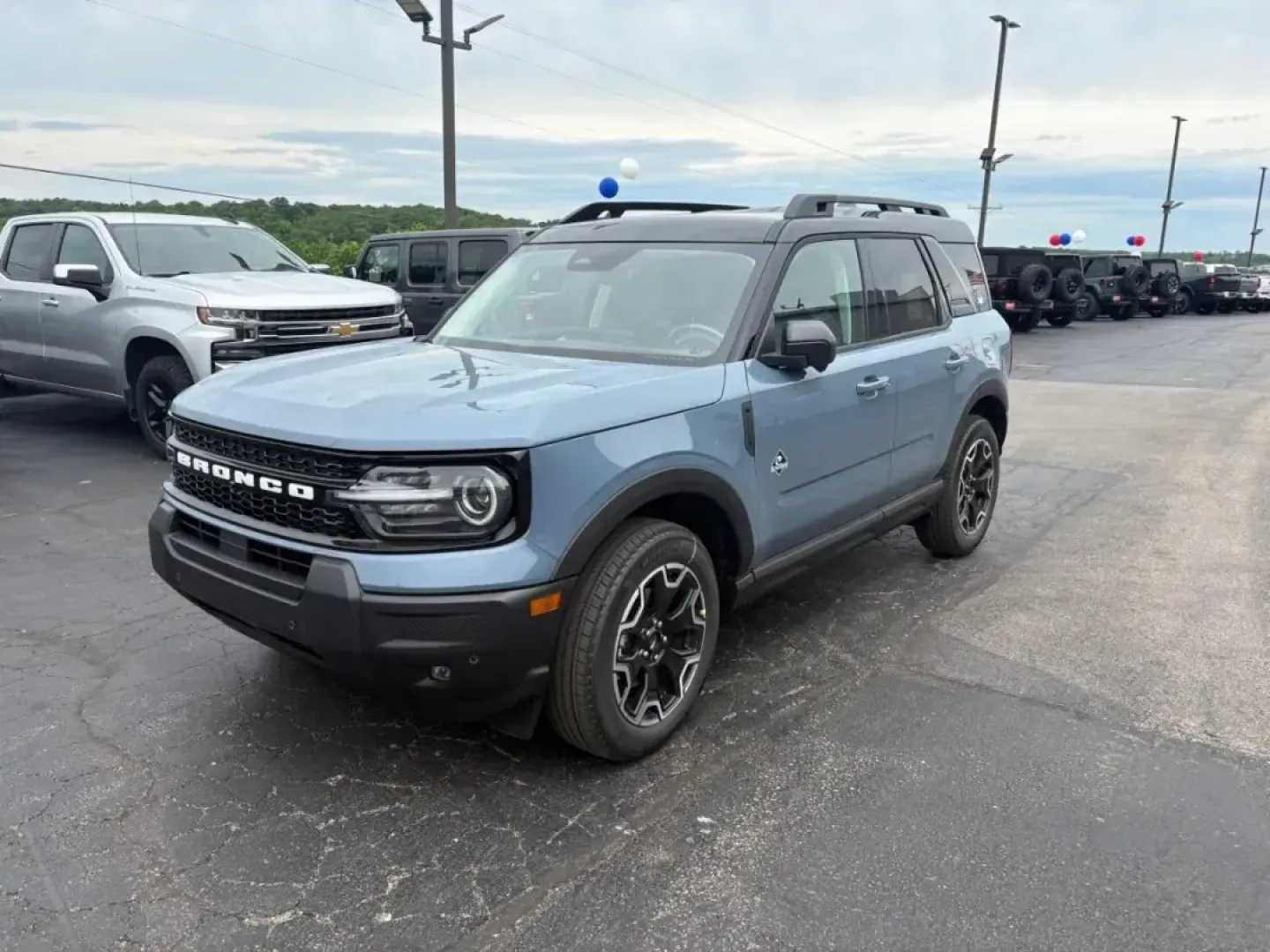 2025 /Platinum Blue Leather Trimmed Ford Bronco Sport Outer Banks (3FMCR9CN9SR) with an 1.5L EcoBoost engine, Automatic transmission, located at 12836 Highway 21, De Soto, MO, 63020, (636) 337-7777, 38.151867, -90.575615 - NEW 2025 Ford Bronco Sport Outer Banks from Pettus Ford De Soto, De Soto MO. - Photo#0