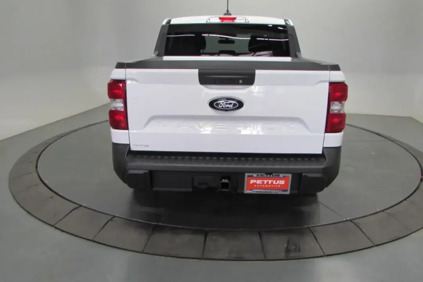 2025 /Black Onyx/Dark Slate Cloth Ford Maverick XL (3FTTW8A33SR) with an 2.5L Hybrid engine, Automatic transmission, located at 12836 Highway 21, De Soto, MO, 63020, (636) 337-7777, 38.151867, -90.575615 - NEW 2025 Ford Maverick XL from Pettus Ford De Soto, De Soto MO. - Photo#6