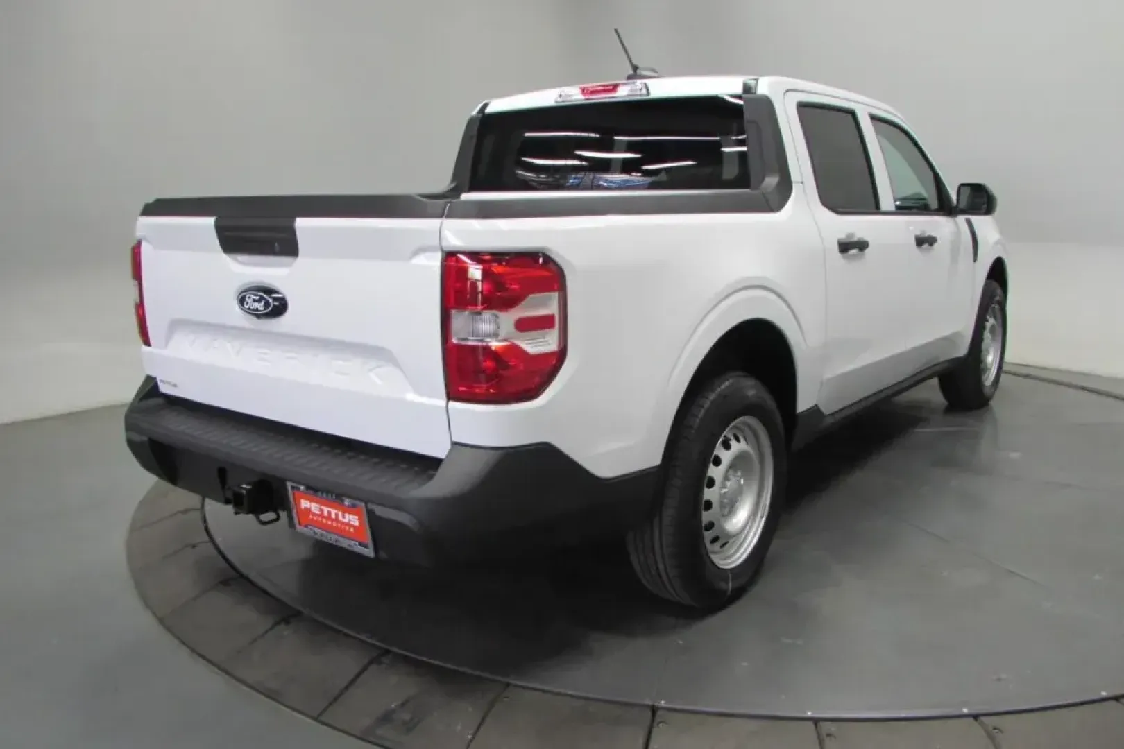 2025 /Black Onyx/Dark Slate Cloth Ford Maverick XL (3FTTW8A33SR) with an 2.5L Hybrid engine, Automatic transmission, located at 12836 Highway 21, De Soto, MO, 63020, (636) 337-7777, 38.151867, -90.575615 - NEW 2025 Ford Maverick XL from Pettus Ford De Soto, De Soto MO. - Photo#7