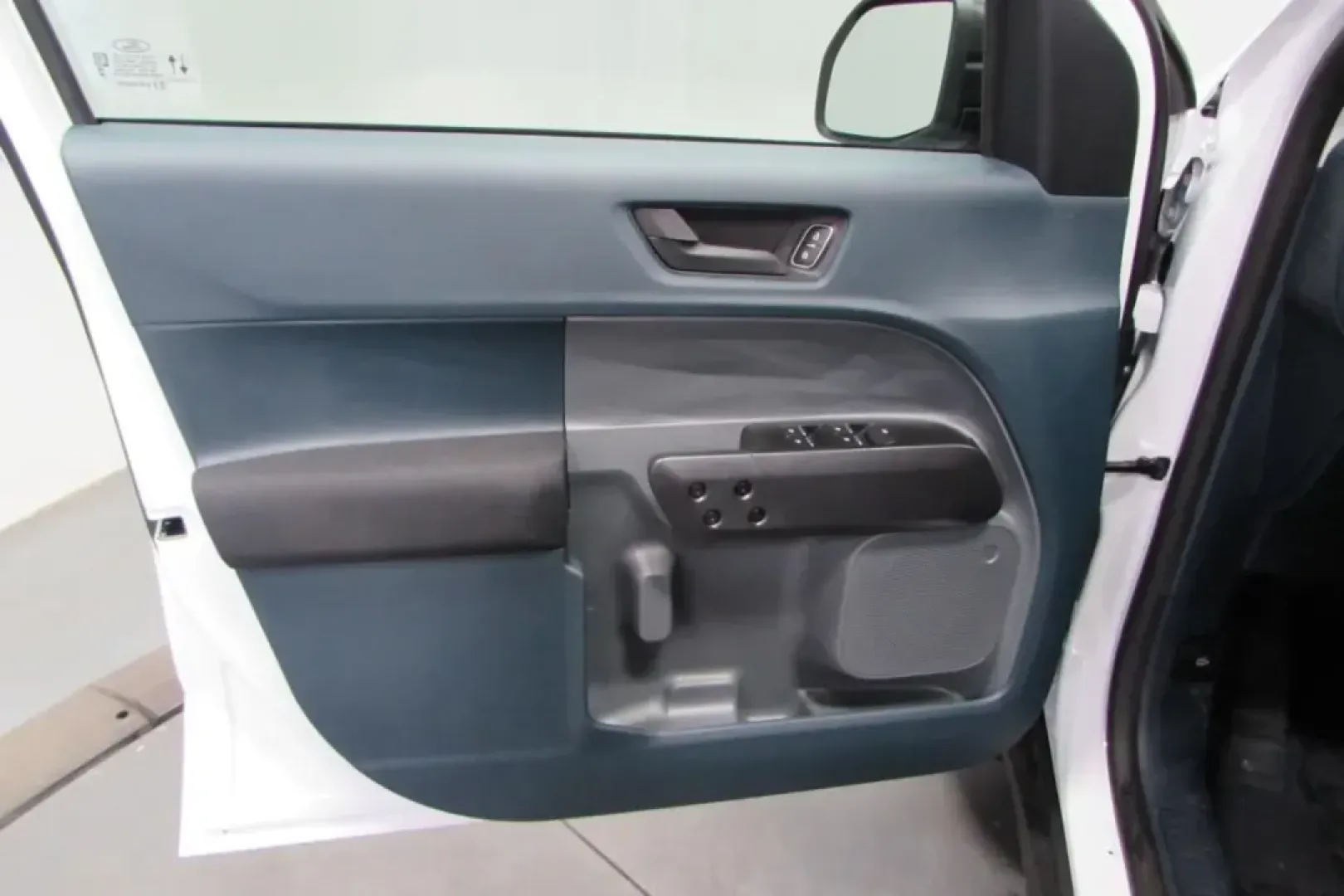 2025 /Black Onyx/Dark Slate Cloth Ford Maverick XL (3FTTW8A33SR) with an 2.5L Hybrid engine, Automatic transmission, located at 12836 Highway 21, De Soto, MO, 63020, (636) 337-7777, 38.151867, -90.575615 - NEW 2025 Ford Maverick XL from Pettus Ford De Soto, De Soto MO. - Photo#12