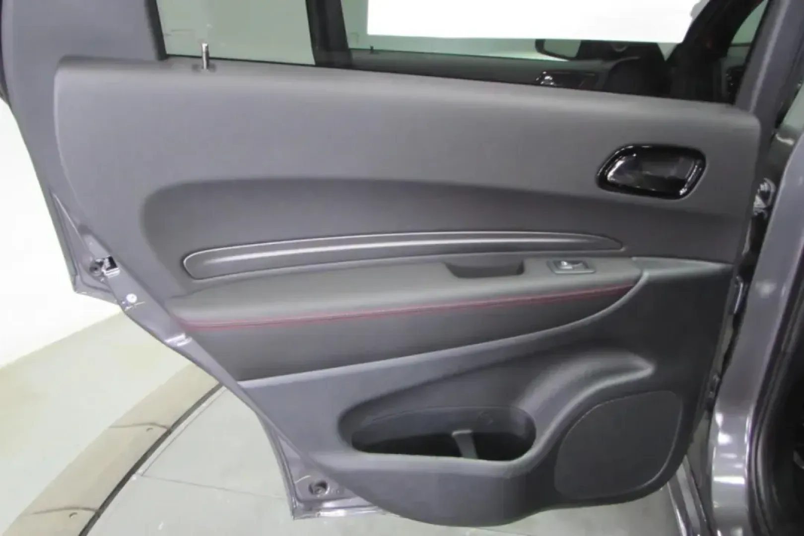 2025 /Red/Black/Ebony Leather Dodge Durango R/T Plus (1C4SDJCT4SC) with an Other engine, Automatic transmission, located at 12830 Highway 21, De Soto, MO, 63020, (636) 337-7777, 38.153099, -90.573624 - Looking for the ideal SUV that blends style, comfort, and versatility? Look no further than the stunning 2025 Dodge Durango R/T Plus, available now at Pettus CDJR DeSoto. Located conveniently at 12830 Highway 21, De Soto, MO 63020, our OEM dealership specializes in providing quality used vehicles th - Photo#23