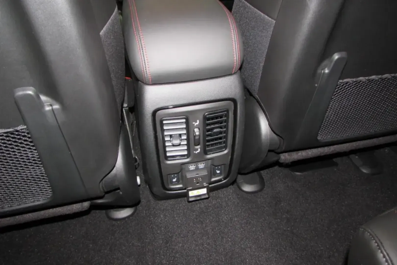 2025 /Red/Black/Ebony Leather Trimme Dodge Durango R/T Plus (1C4SDJCT8SC) with an Other engine, Automatic transmission, located at 12830 Highway 21, De Soto, MO, 63020, (636) 337-7777, 38.153099, -90.573624 - NEW 2025 Dodge Durango R/T Plus from Pettus Chrysler Dodge Jeep Ram De Soto, De Soto MO. - Photo#25