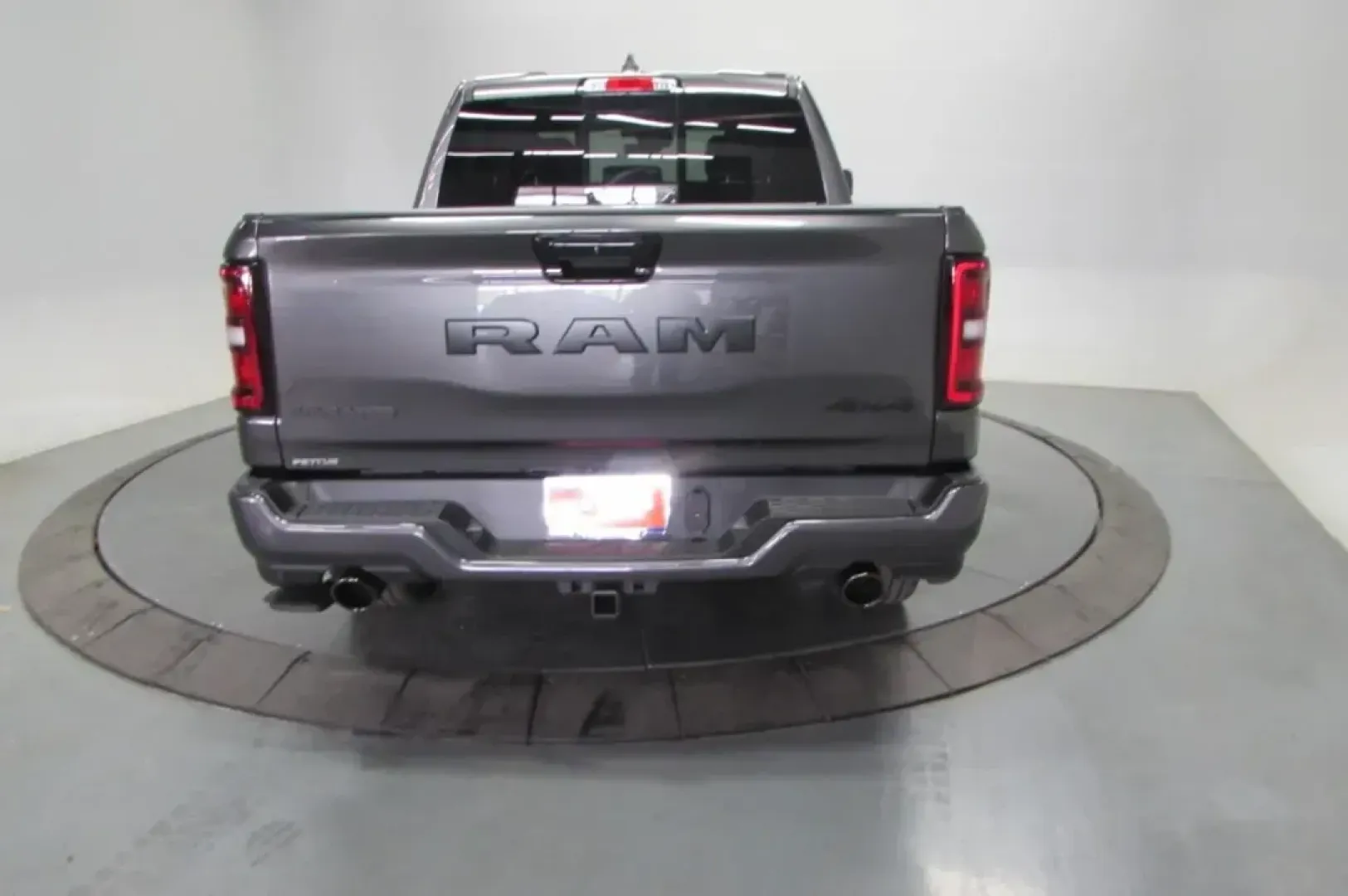 2025 /Black Leather Trimmed Ram 1500 Laramie (1C6SRFJP6SN) with an Other engine, Automatic transmission, located at 12830 Highway 21, De Soto, MO, 63020, (636) 337-7777, 38.153099, -90.573624 - NEW 2025 Ram 1500 Laramie from Pettus Chrysler Dodge Jeep Ram De Soto, De Soto MO. - Photo#6