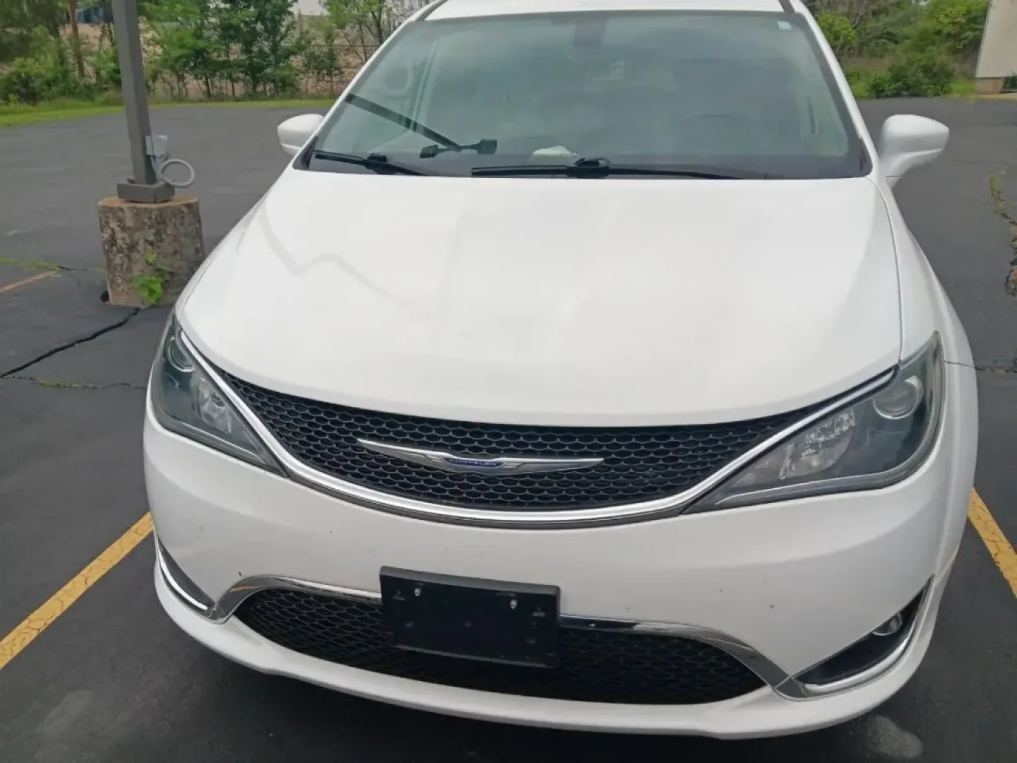 2020 /Black/Alloy Leather Chrysler Pacifica Touring-L Plus (2C4RC1EG7LR) with an 3.6L V6 DOHC 24V engine, 9A transmission, located at 141 Commercial Dr, Fredericktown, MO, 63645, (573) 783-6432, 37.570087, -90.320648 - USED 2020 Chrysler Pacifica Touring L Plus from Pettus CDJR Farmington, Farmington MO. - Photo#0