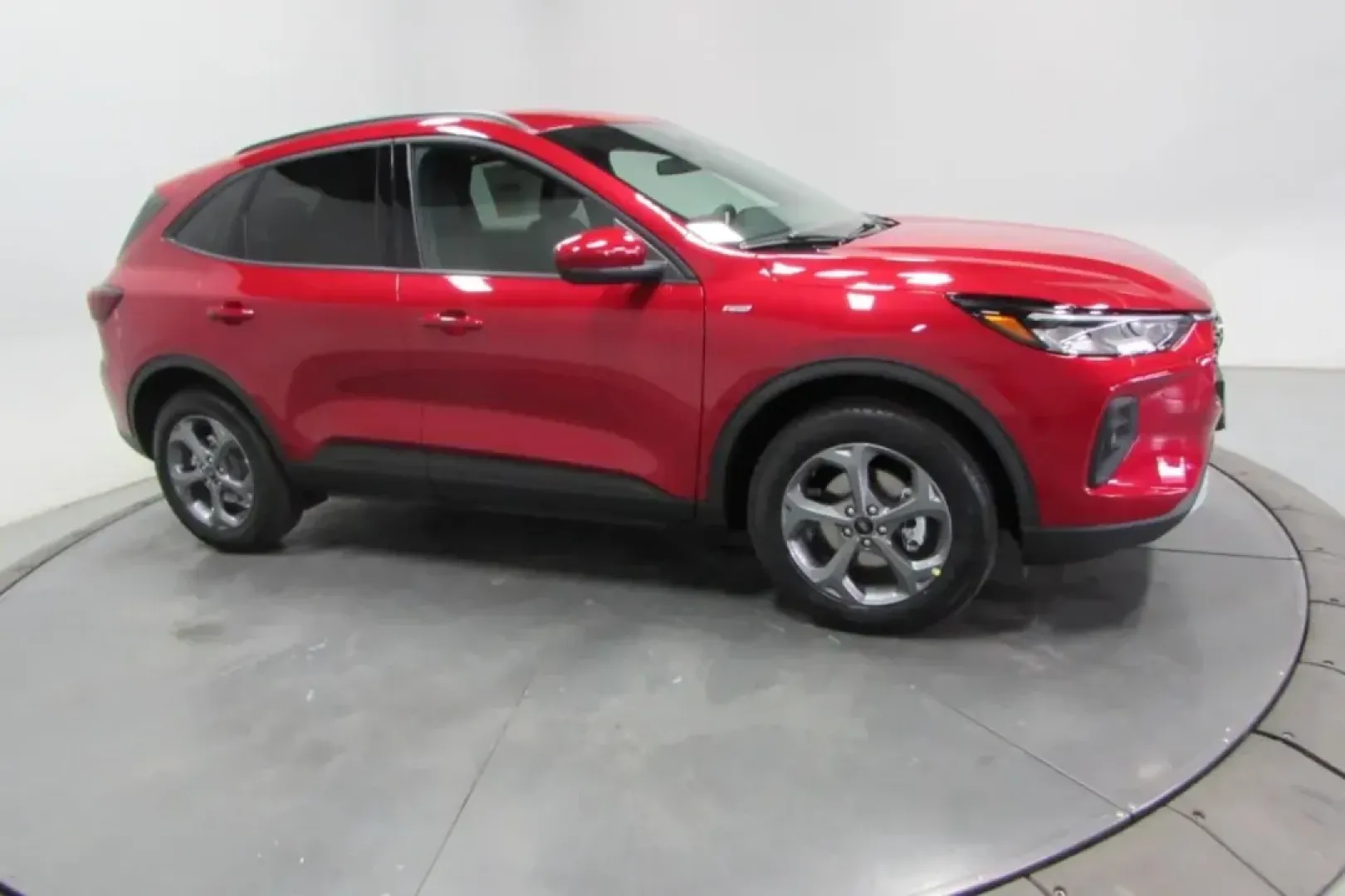 2025 /Ebony Leather Trimmed Ford Escape Hybrid ST-Line Select (1FMCU9NZ4SU) with an 2.5L iVCT Atkinson Cycle I-4 Hybrid engine, located at 12836 Highway 21, De Soto, MO, 63020, (636) 337-7777, 38.151867, -90.575615 - NEW 2025 Ford Escape Hybrid ST-Line Select from Pettus Ford De Soto, De Soto MO. - Photo#3