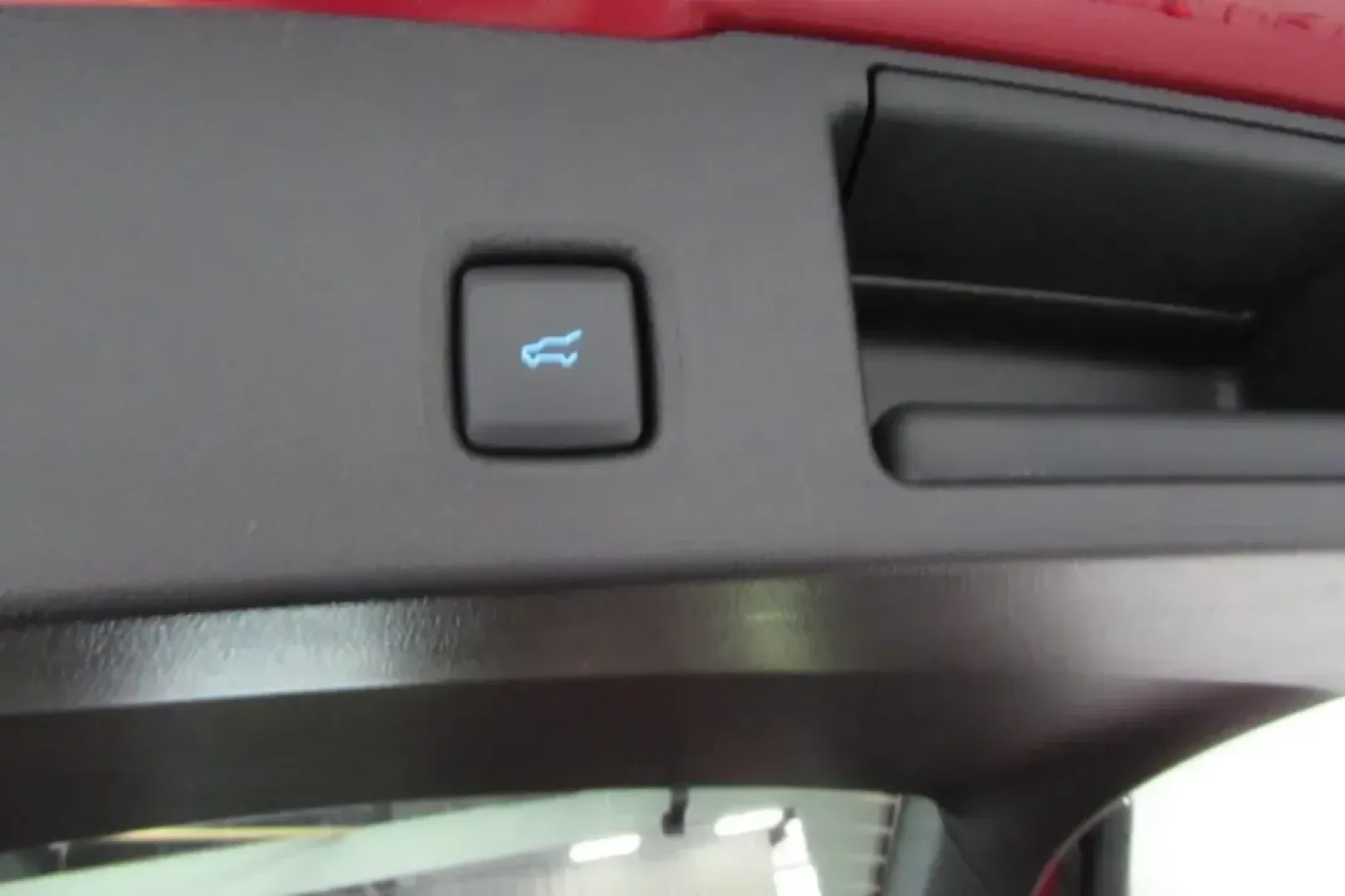 2025 /Ebony Leather Trimmed Ford Escape Hybrid ST-Line Select (1FMCU9NZ4SU) with an 2.5L iVCT Atkinson Cycle I-4 Hybrid engine, located at 12836 Highway 21, De Soto, MO, 63020, (636) 337-7777, 38.151867, -90.575615 - NEW 2025 Ford Escape Hybrid ST-Line Select from Pettus Ford De Soto, De Soto MO. - Photo#25