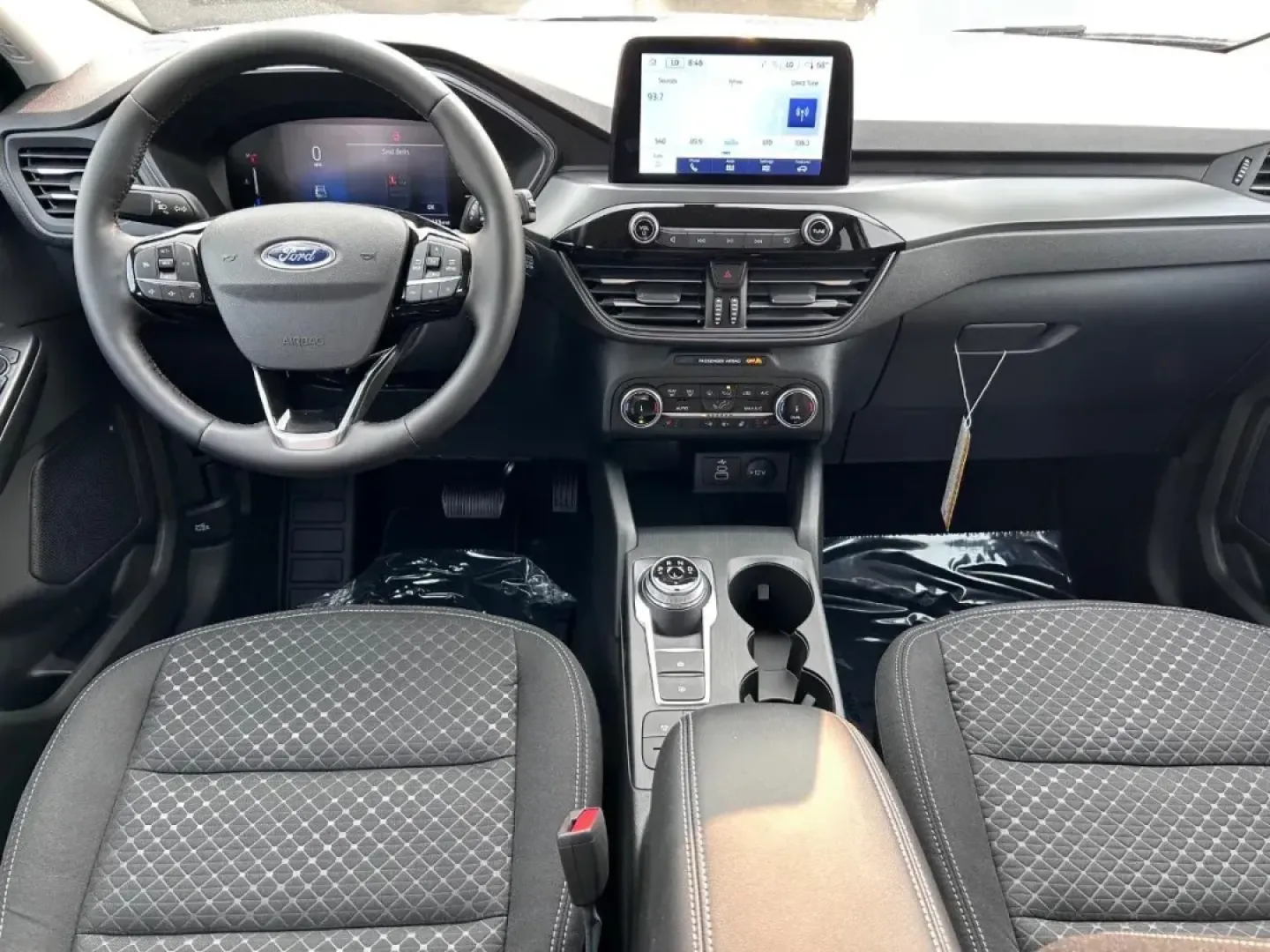 2025 /Ebony Cloth Ford Escape Active (1FMCU0GN9SU) with an 1.5L EcoBoost engine, Automatic transmission, located at 141 Commercial Dr, Fredericktown, MO, 63645, (573) 783-6432, 37.570087, -90.320648 - ### Explore New Horizons with the 2025 Ford Escape Active - Perfect for Every Adventure!<br /> <br /> Are you searching for a versatile SUV that can seamlessly fit into your active lifestyle? Look no further than the stunning 2025 Ford Escape Active, now available at Pettus Ford Fredericktown! This - Photo#9