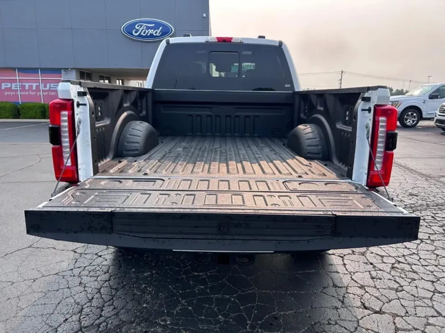 2025 /Java Leather Ford F-250SD (1FT8W2BM6SE) with an 6.7L Turbocharged engine, located at 141 Commercial Dr, Fredericktown, MO, 63645, (573) 783-6432, 37.570087, -90.320648 - NEW 2025 Ford F-250SD from Pettus Ford Fredericktown, Fredericktown MO. - Photo#4