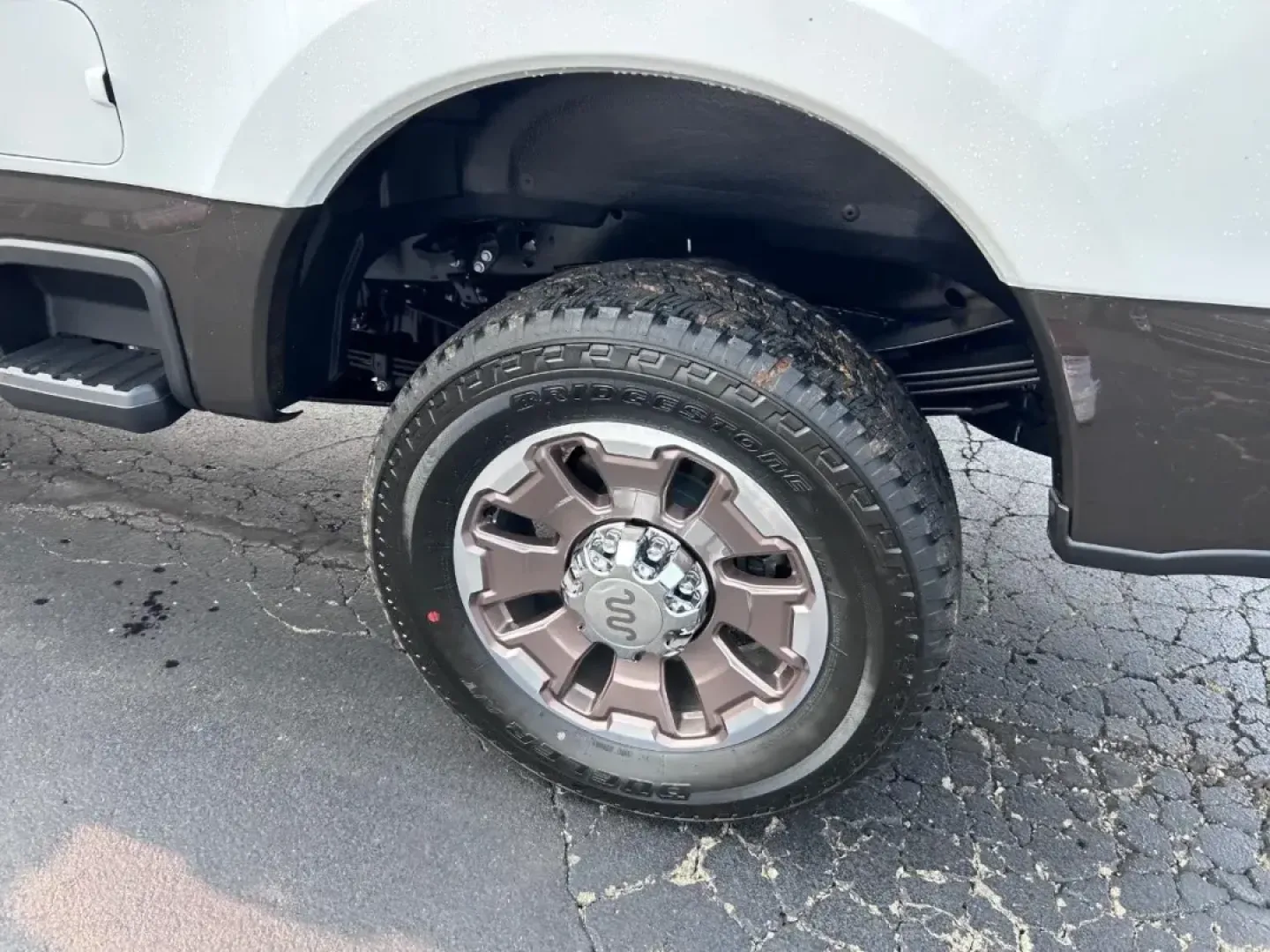 2025 /Java Leather Ford F-250SD (1FT8W2BM6SE) with an 6.7L Turbocharged engine, located at 141 Commercial Dr, Fredericktown, MO, 63645, (573) 783-6432, 37.570087, -90.320648 - NEW 2025 Ford F-250SD from Pettus Ford Fredericktown, Fredericktown MO. - Photo#5