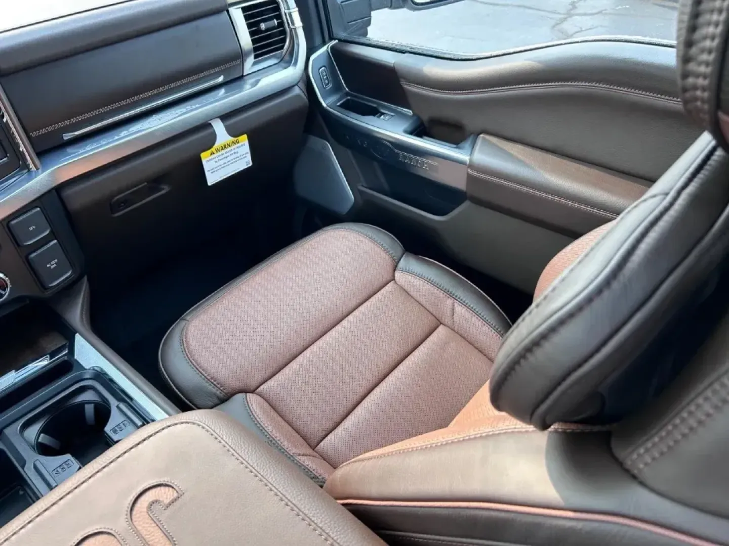 2025 /Java Leather Ford F-250SD (1FT8W2BM6SE) with an 6.7L Turbocharged engine, located at 141 Commercial Dr, Fredericktown, MO, 63645, (573) 783-6432, 37.570087, -90.320648 - NEW 2025 Ford F-250SD from Pettus Ford Fredericktown, Fredericktown MO. - Photo#16