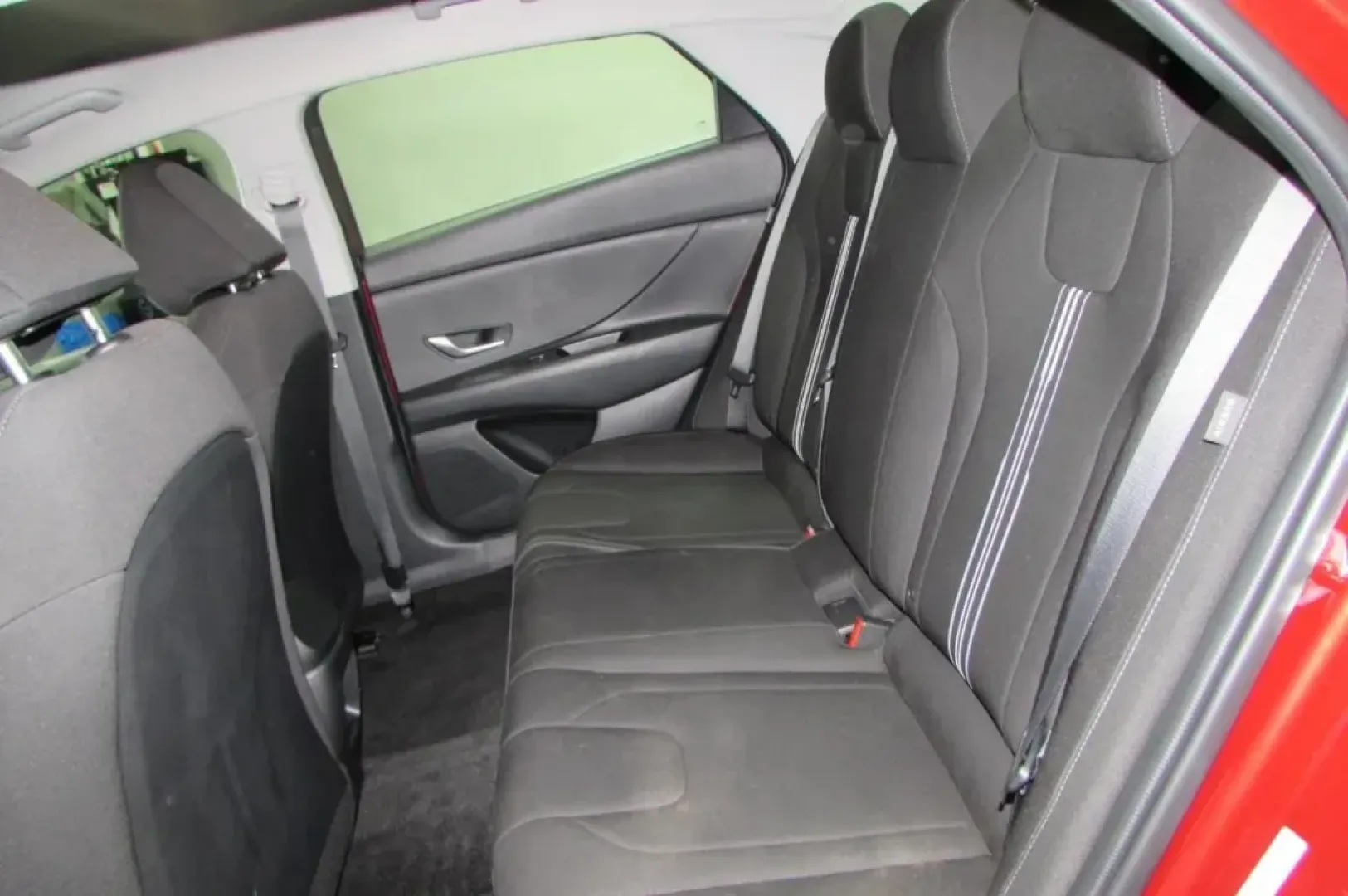 2024 /Medium Gray Cloth Hyundai Elantra SEL (KMHLM4DG3RU) with an Other engine, Automatic transmission, located at 12830 Highway 21, De Soto, MO, 63020, (636) 337-7777, 38.153099, -90.573624 - **Discover Your Next Adventure with the 2024 Hyundai Elantra SEL at Pettus CDJR DeSoto!**<br /> <br /> Are you ready to elevate your daily commute or transform family outings into memorable adventures? The 2024 Hyundai Elantra SEL, with its stunning Ultimate Red exterior and spacious four-door sedan - Photo#49