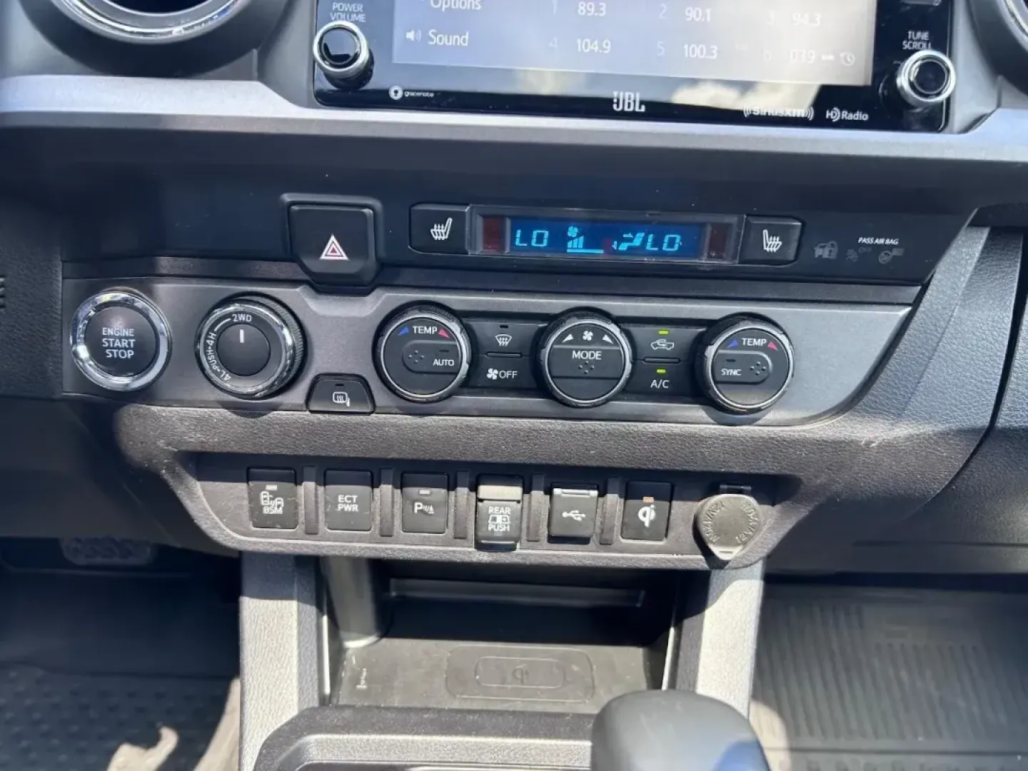 2022 /Black Leather Toyota Tacoma TRD Off-Road V6 (3TMCZ5AN2NM) with an 3.5L Atkinson-Cycle V6 engine, located at 970 Woodlawn Dr., Farmington, MO, 63640, (573) 431-7800, 37.825642, -90.468674 - USED 2022 Toyota Tacoma TRD Off-Road V6 from Pettus CDJR Farmington, Farmington MO. - Photo#15