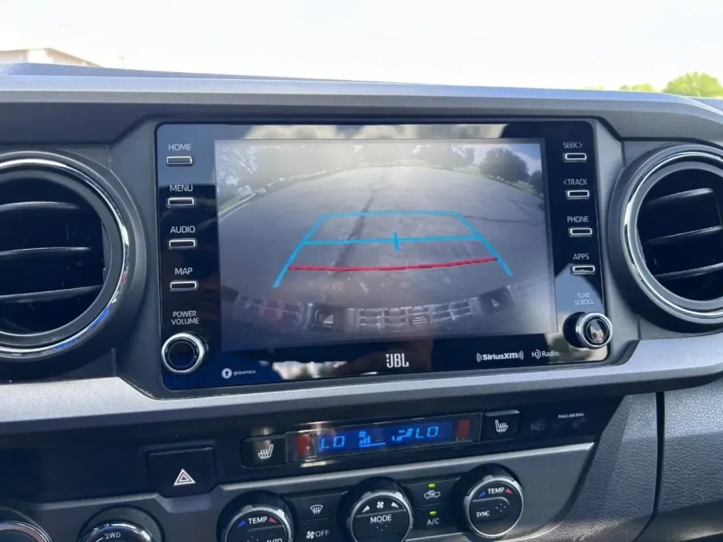 2022 /Black Leather Toyota Tacoma TRD Off-Road V6 (3TMCZ5AN2NM) with an 3.5L Atkinson-Cycle V6 engine, located at 970 Woodlawn Dr., Farmington, MO, 63640, (573) 431-7800, 37.825642, -90.468674 - USED 2022 Toyota Tacoma TRD Off-Road V6 from Pettus CDJR Farmington, Farmington MO. - Photo#21