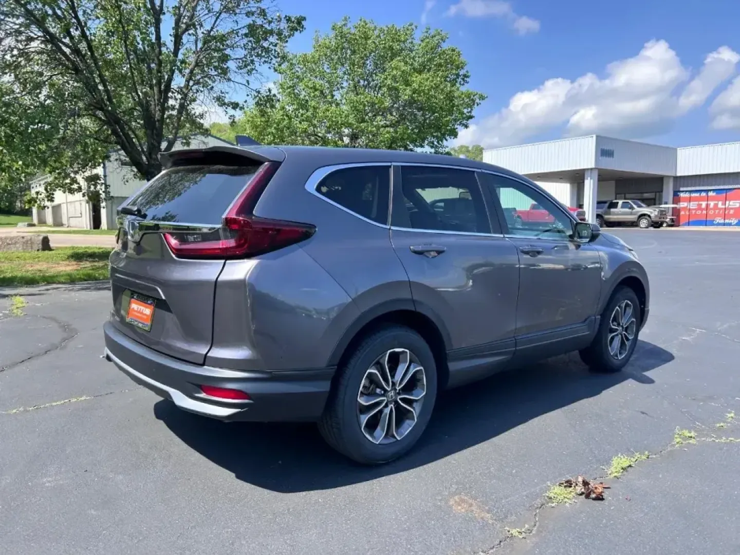 2020 /Gray Leather Honda CR-V EX-L (5J6RW2H84LA) with an 1.5L I-4 16-Valve DOHC engine, Automatic transmission, located at 970 Woodlawn Dr., Farmington, MO, 63640, (573) 431-7800, 37.825642, -90.468674 - Are you in search of a reliable and stylish SUV that perfectly balances everyday practicality with weekend adventure? Look no further than this stunning 2020 Honda CR-V EX-L, available now at Pettus CDJR Farmington. Nestled in the heart of Farmington, MO, our dealership specializes in quality used v - Photo#1