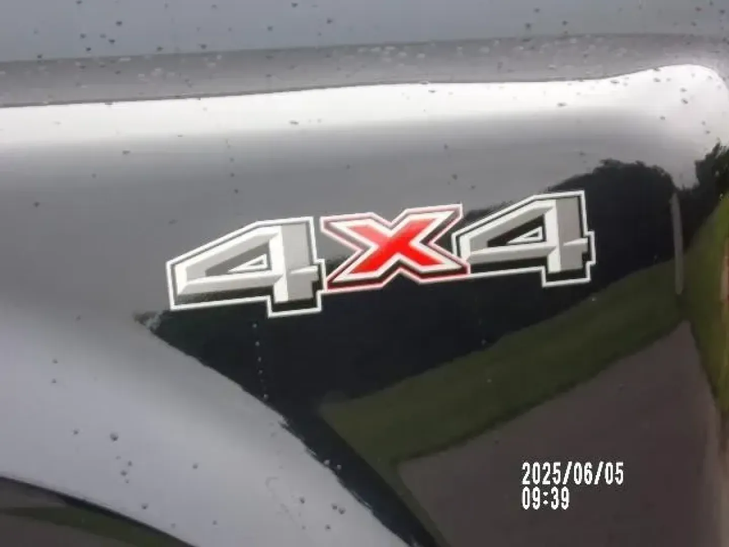 2025 /Smoked Truffle Leather Ford F-450SD King Ranch DRW (1FT8W4DM8SE) with an 6.7L Turbocharged engine, Automatic transmission, located at 12836 Highway 21, De Soto, MO, 63020, (636) 337-7777, 38.151867, -90.575615 - **For the Adventurous Spirit: 2025 Ford F-450SD King Ranch DRW**<br /> <br /> Are you ready to elevate your adventures, whether it's hauling equipment for work or hitting the open road for a weekend getaway? Look no further than this stunning 2025 Ford F-450SD King Ranch DRW, available now at Pettus - Photo#11