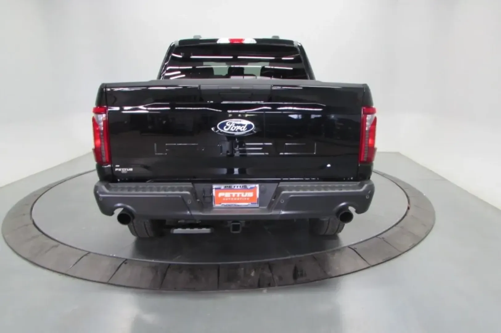 2025 /Black/Bronze Ford F-150 STX (1FTFW2L56SF) with an 5.0L engine, Automatic transmission, located at 12836 Highway 21, De Soto, MO, 63020, (636) 337-7777, 38.151867, -90.575615 - **Unleash Your Adventure with the 2025 Ford F-150 STX Perfect for Every Journey!**<br /> <br /> Are you ready to elevate your lifestyle with a truck that can handle both your daily commute and weekend adventures? The 2025 Ford F-150 STX is designed to meet the needs of the modern driver, whether yo - Photo#6