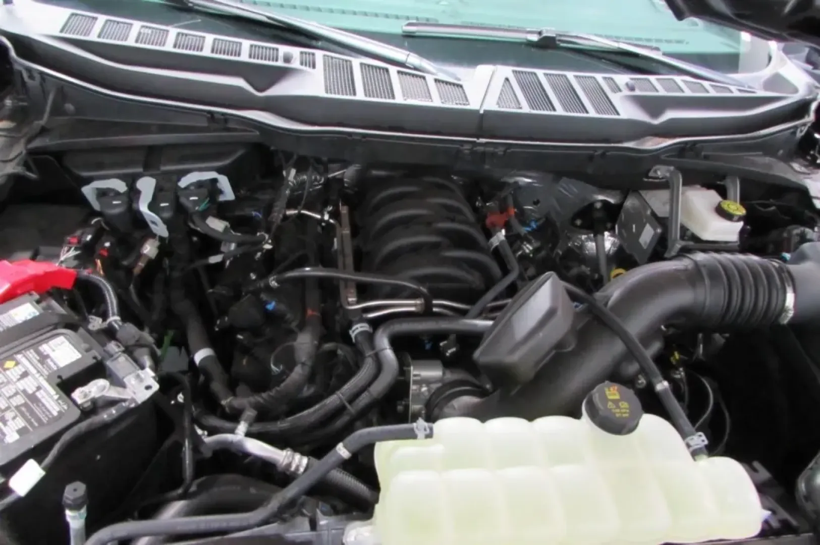 2025 /Black/Bronze Ford F-150 STX (1FTFW2L56SF) with an 5.0L engine, Automatic transmission, located at 12836 Highway 21, De Soto, MO, 63020, (636) 337-7777, 38.151867, -90.575615 - **Unleash Your Adventure with the 2025 Ford F-150 STX Perfect for Every Journey!**<br /> <br /> Are you ready to elevate your lifestyle with a truck that can handle both your daily commute and weekend adventures? The 2025 Ford F-150 STX is designed to meet the needs of the modern driver, whether yo - Photo#8