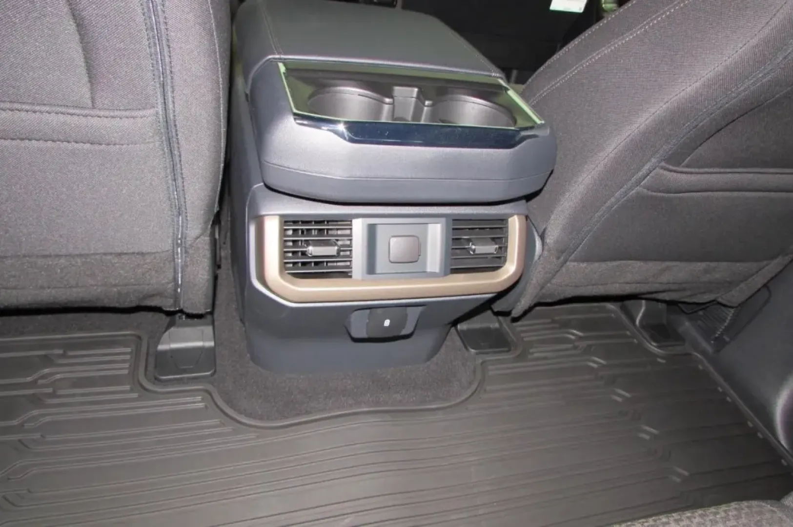 2025 /Black/Bronze Ford F-150 STX (1FTFW2L56SF) with an 5.0L engine, Automatic transmission, located at 12836 Highway 21, De Soto, MO, 63020, (636) 337-7777, 38.151867, -90.575615 - **Unleash Your Adventure with the 2025 Ford F-150 STX Perfect for Every Journey!**<br /> <br /> Are you ready to elevate your lifestyle with a truck that can handle both your daily commute and weekend adventures? The 2025 Ford F-150 STX is designed to meet the needs of the modern driver, whether yo - Photo#28