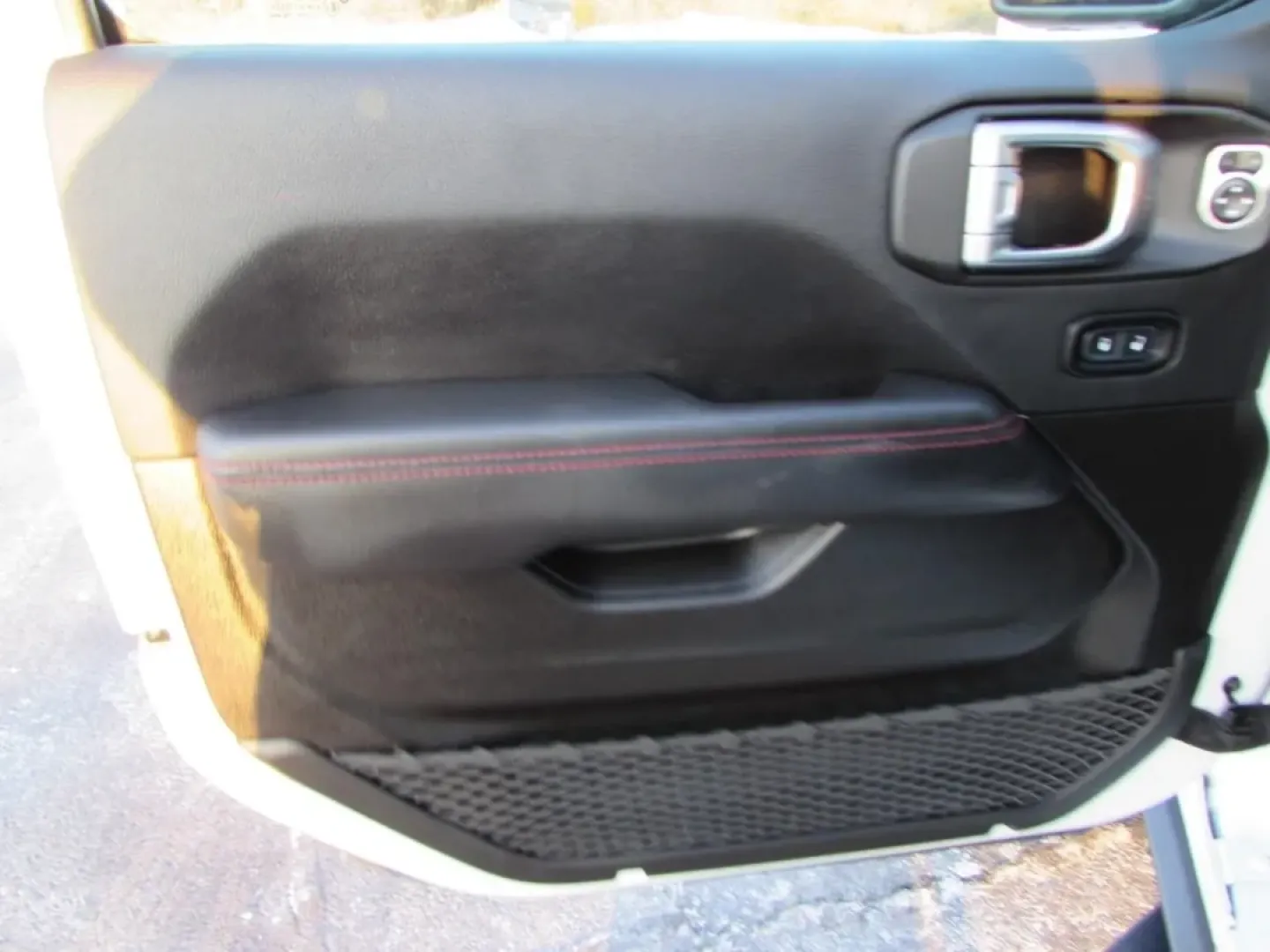 2023 /Black Jeep Gladiator Rubicon (1C6JJTBGXPL) with an 3.6L V6 DOHC 24V engine, 6M transmission, located at 12830 Highway 21, De Soto, MO, 63020, (636) 337-7777, 38.153099, -90.573624 - ### Unleash Your Adventurous Spirit with the 2023 Jeep Gladiator Rubicon!<br /> <br /> Are you ready to elevate your outdoor experiences and weekend getaways? Look no further than the 2023 Jeep Gladiator Rubicon, a versatile truck designed for those who crave adventure and practicality. This excepti - Photo#14