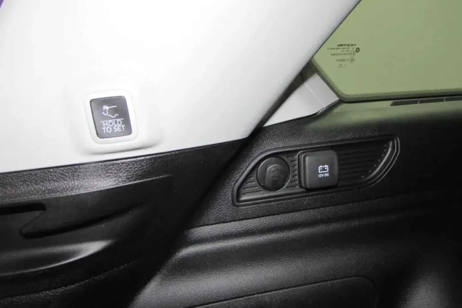 2022 /Global Black Leather Jeep Grand Cherokee 4xe (1C4RJYB60N8) with an Other engine, Automatic transmission, located at 12830 Highway 21, De Soto, MO, 63020, (636) 337-7777, 38.153099, -90.573624 - **Elevate Your Adventures with the 2022 Jeep Grand Cherokee 4xe!**<br /> <br /> Experience the perfect fusion of luxury and versatility with this stunning 2022 Jeep Grand Cherokee 4xe, designed for those who crave adventure without sacrificing comfort. Whether you're exploring the winding roads of t - Photo#30