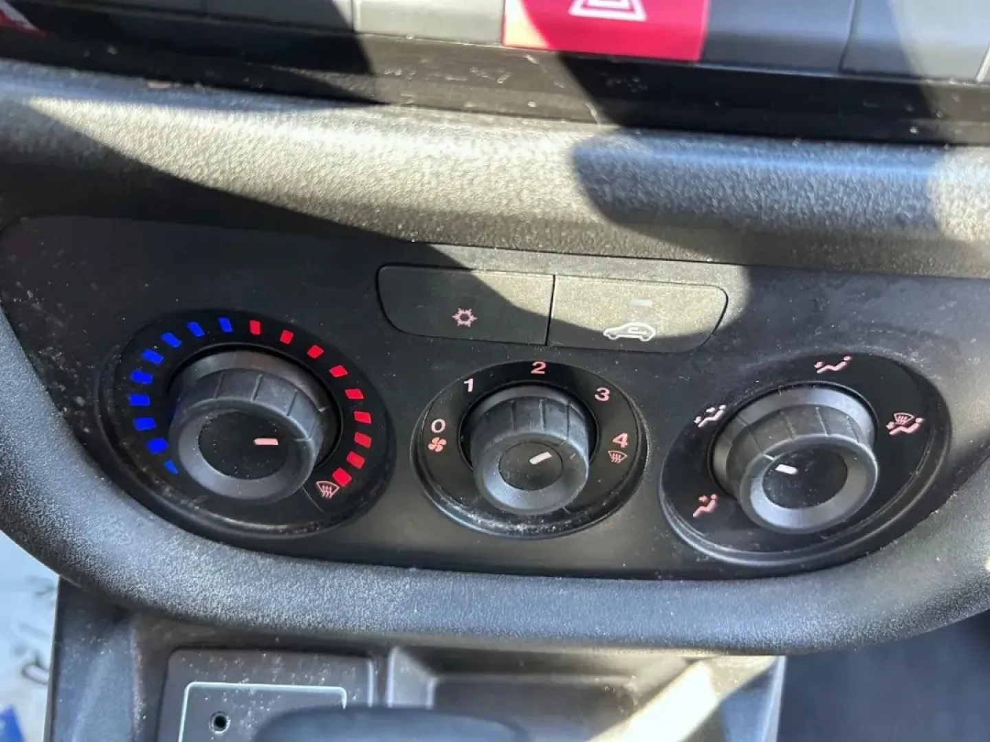 2018 /Black Cloth Ram ProMaster City Base (ZFBERFAB1J6) with an 2.4L I4 MultiAir engine, Automatic transmission, located at 970 Woodlawn Dr., Farmington, MO, 63640, (573) 431-7800, 37.825642, -90.468674 - **Discover the Perfect Companion for Your Next Family Adventure: 2018 Ram ProMaster City at Pettus CDJR Farmington!**<br /> <br /> Are you searching for a versatile and reliable vehicle that can effortlessly adapt to your family's needs? Look no further than this 2018 Ram ProMaster City, available a - Photo#13