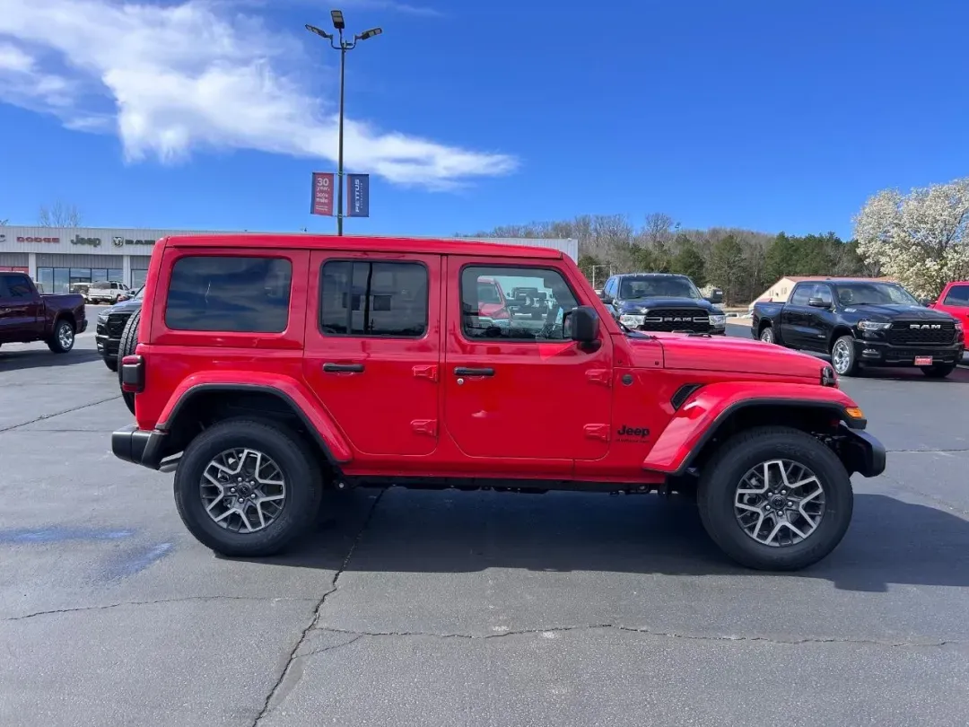2025 Jeep Wrangler Sahara