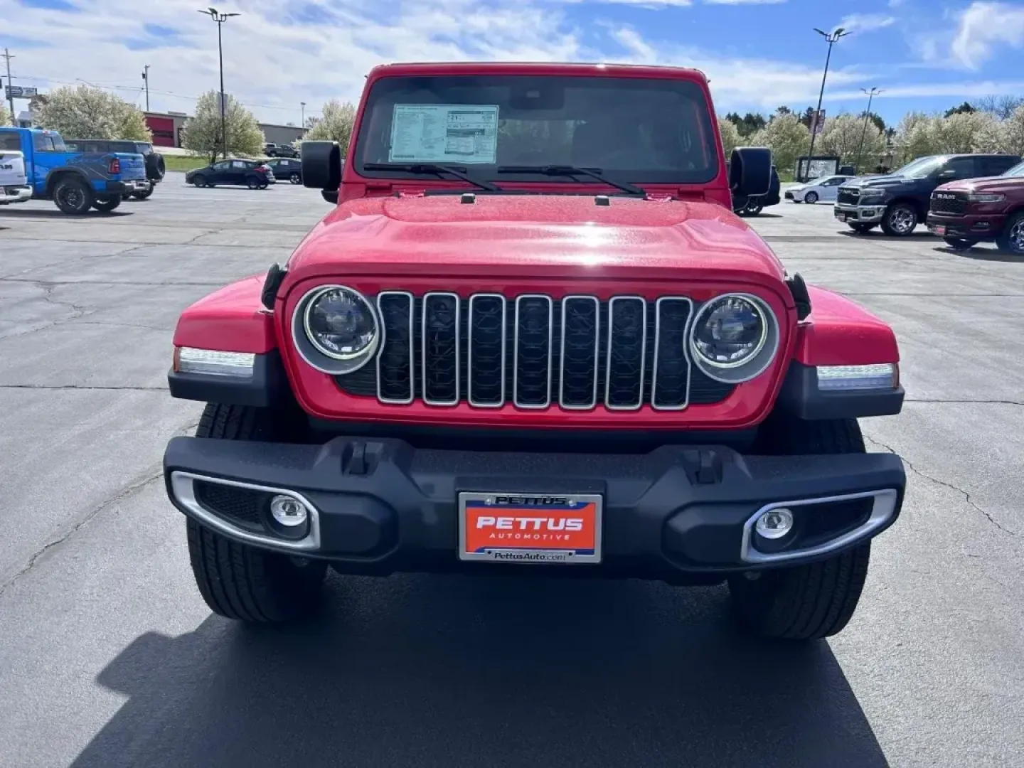 2025 /Black Leather Jeep Wrangler Sahara (1C4PJXEN5SW) with an 2.0L I4 DOHC DI Turbo engine, Automatic transmission, located at 970 Woodlawn Dr., Farmington, MO, 63640, (573) 431-7800, 37.825642, -90.468674 - **Adventure Awaits: Discover the 2025 Jeep Wrangler Sahara at Pettus CDJR Farmington!**<br /> <br /> Are you ready to elevate your outdoor adventures or make your daily commute a thrilling experience? The 2025 Jeep Wrangler Sahara is the ultimate SUV that perfectly combines rugged capability with mo - Photo#6
