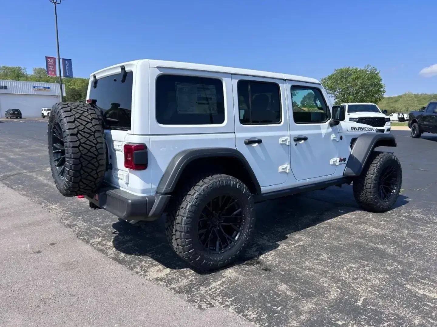 2025 /Black Cloth Jeep Wrangler Rubicon (1C4PJXFN3SW) with an 2.0L Turbocharged engine, located at 970 Woodlawn Dr., Farmington, MO, 63640, (573) 431-7800, 37.825642, -90.468674 - Discover the thrill of adventure with the 2025 Jeep Wrangler Rubicon, designed for those who crave the open road, weekend escapades, or just a reliable ride for daily commutes. This SUV is not just a vehicle; it's a lifestyle choice, perfect for off-road enthusiasts and urban explorers alike. At Pet - Photo#1