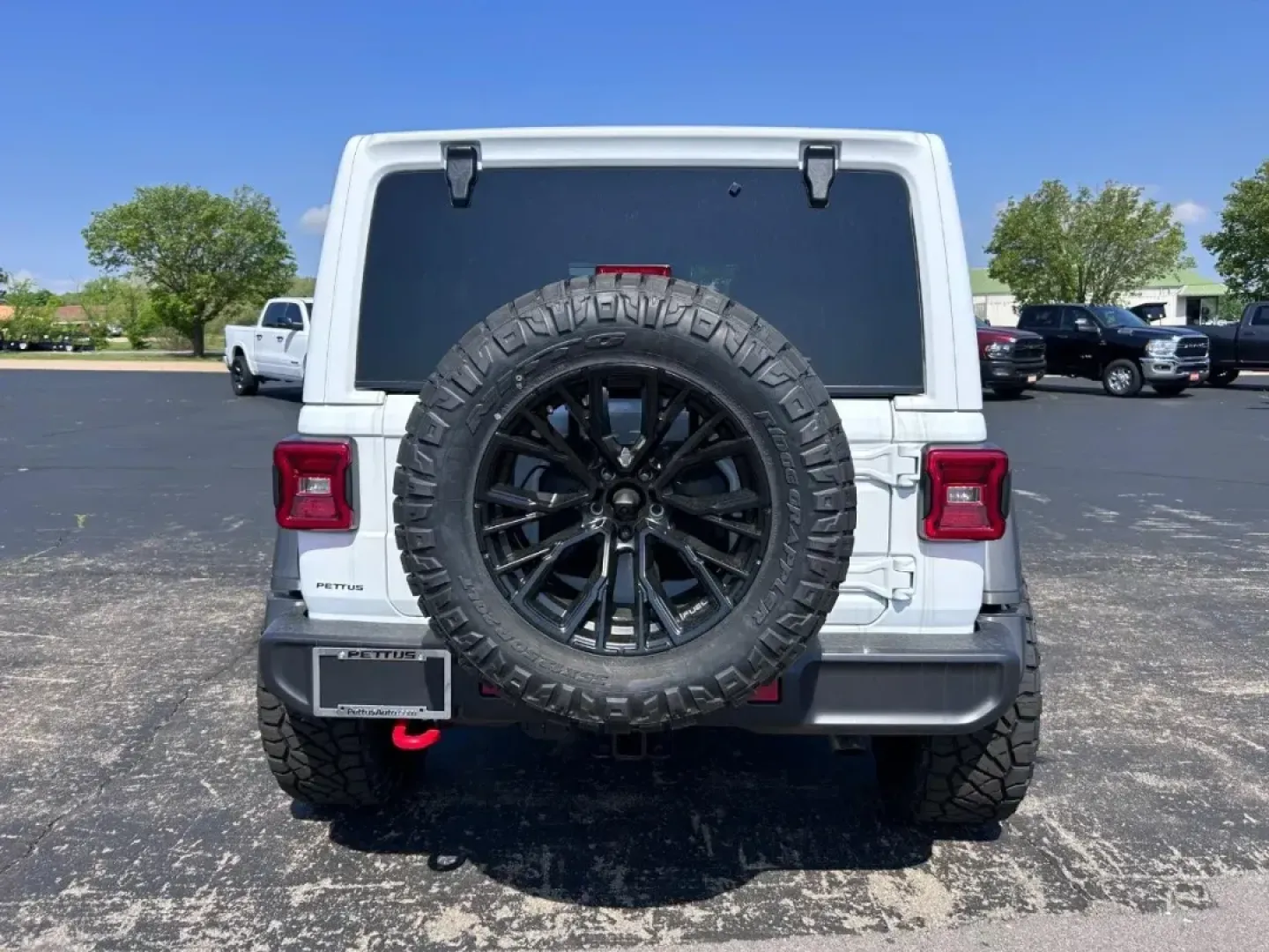 2025 /Black Cloth Jeep Wrangler Rubicon (1C4PJXFN3SW) with an 2.0L Turbocharged engine, located at 970 Woodlawn Dr., Farmington, MO, 63640, (573) 431-7800, 37.825642, -90.468674 - Discover the thrill of adventure with the 2025 Jeep Wrangler Rubicon, designed for those who crave the open road, weekend escapades, or just a reliable ride for daily commutes. This SUV is not just a vehicle; it's a lifestyle choice, perfect for off-road enthusiasts and urban explorers alike. At Pet - Photo#2