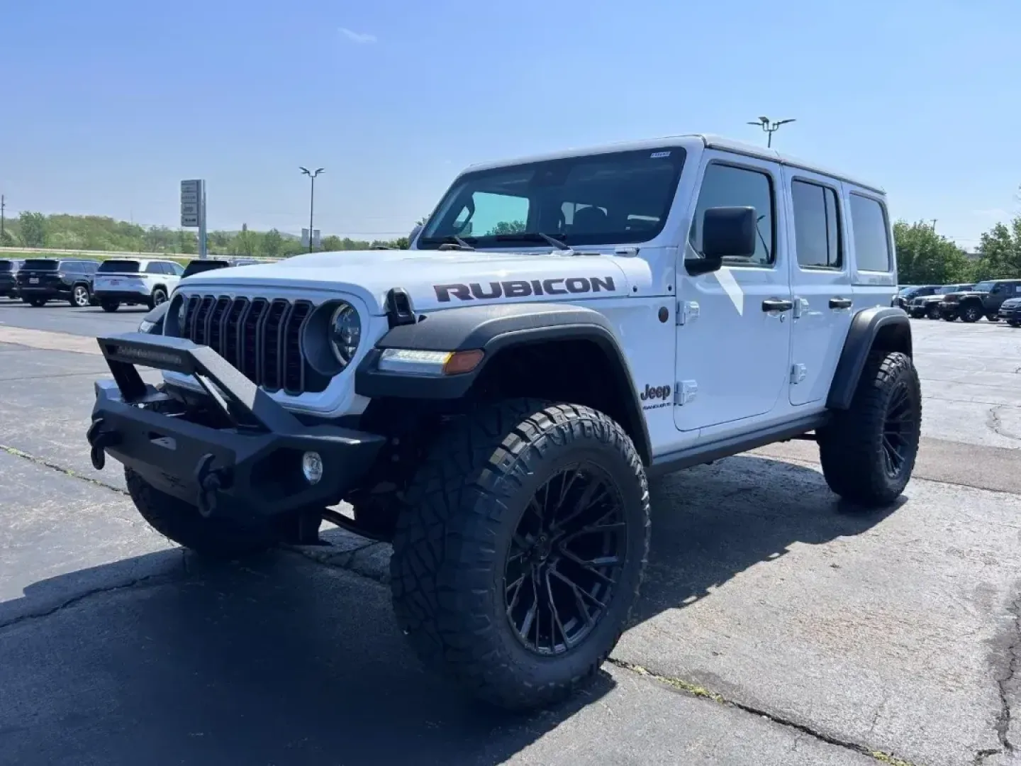2025 /Black Cloth Jeep Wrangler Rubicon (1C4PJXFN3SW) with an 2.0L Turbocharged engine, located at 970 Woodlawn Dr., Farmington, MO, 63640, (573) 431-7800, 37.825642, -90.468674 - Discover the thrill of adventure with the 2025 Jeep Wrangler Rubicon, designed for those who crave the open road, weekend escapades, or just a reliable ride for daily commutes. This SUV is not just a vehicle; it's a lifestyle choice, perfect for off-road enthusiasts and urban explorers alike. At Pet - Photo#5