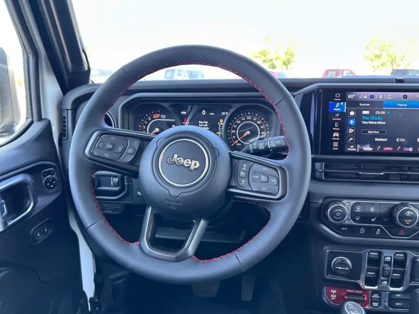 2025 /Black Cloth Jeep Wrangler Rubicon (1C4PJXFN3SW) with an 2.0L Turbocharged engine, located at 970 Woodlawn Dr., Farmington, MO, 63640, (573) 431-7800, 37.825642, -90.468674 - Discover the thrill of adventure with the 2025 Jeep Wrangler Rubicon, designed for those who crave the open road, weekend escapades, or just a reliable ride for daily commutes. This SUV is not just a vehicle; it's a lifestyle choice, perfect for off-road enthusiasts and urban explorers alike. At Pet - Photo#9