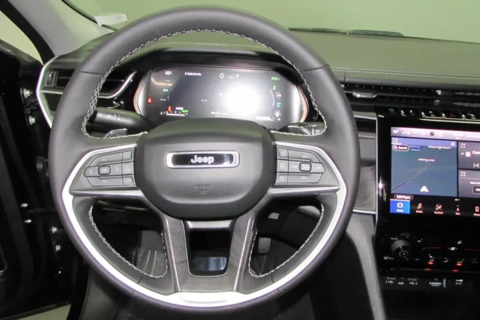 2022 /Global Black Leather Jeep Grand Cherokee 4xe (1C4RJYB67N8) with an Other engine, Automatic transmission, located at 12830 Highway 21, De Soto, MO, 63020, (636) 337-7777, 38.153099, -90.573624 - Discover the thrill of adventure and family-friendly utility with the stunning 2022 Jeep Grand Cherokee 4xe, available now at Pettus CDJR DeSoto. If you're in search of **used cars near me** that blend modern technology with rugged capability, look no further. This spacious SUV is ideal for weekend - Photo#14