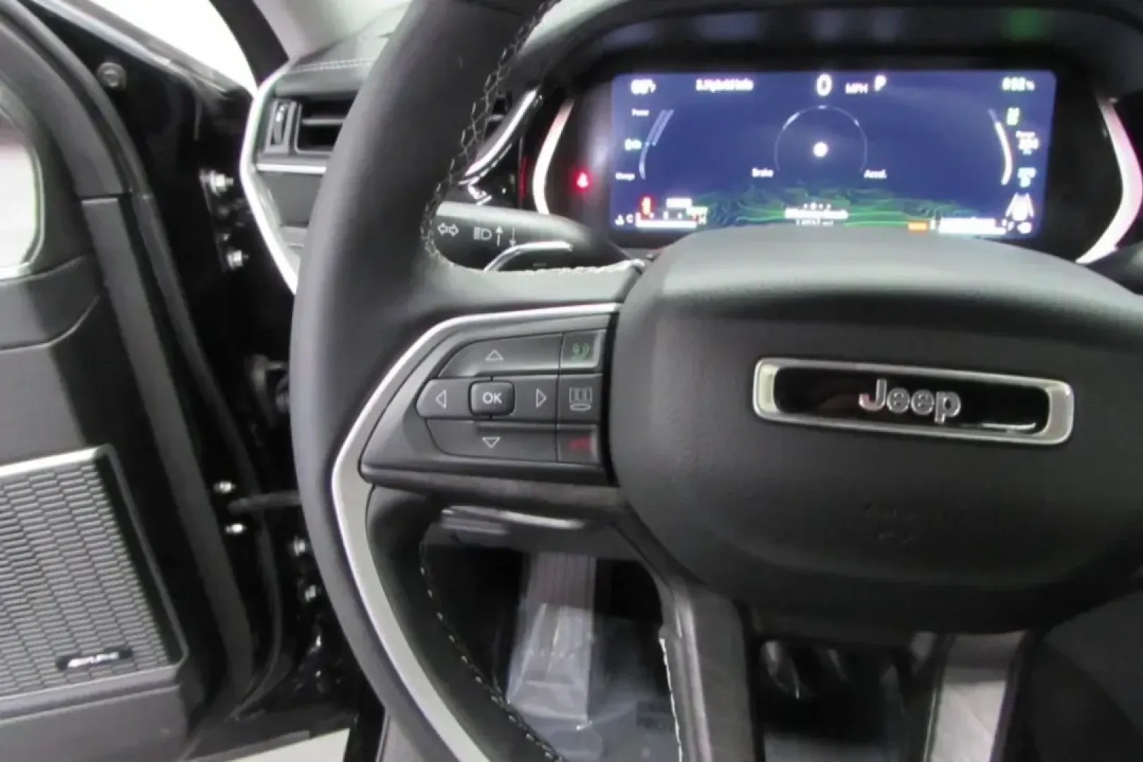 2022 /Global Black Leather Jeep Grand Cherokee 4xe (1C4RJYB67N8) with an Other engine, Automatic transmission, located at 12830 Highway 21, De Soto, MO, 63020, (636) 337-7777, 38.153099, -90.573624 - Discover the thrill of adventure and family-friendly utility with the stunning 2022 Jeep Grand Cherokee 4xe, available now at Pettus CDJR DeSoto. If you're in search of **used cars near me** that blend modern technology with rugged capability, look no further. This spacious SUV is ideal for weekend - Photo#15
