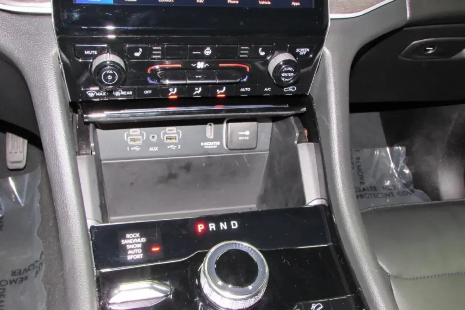 2022 /Global Black Leather Jeep Grand Cherokee 4xe (1C4RJYB67N8) with an Other engine, Automatic transmission, located at 12830 Highway 21, De Soto, MO, 63020, (636) 337-7777, 38.153099, -90.573624 - Discover the thrill of adventure and family-friendly utility with the stunning 2022 Jeep Grand Cherokee 4xe, available now at Pettus CDJR DeSoto. If you're in search of **used cars near me** that blend modern technology with rugged capability, look no further. This spacious SUV is ideal for weekend - Photo#19