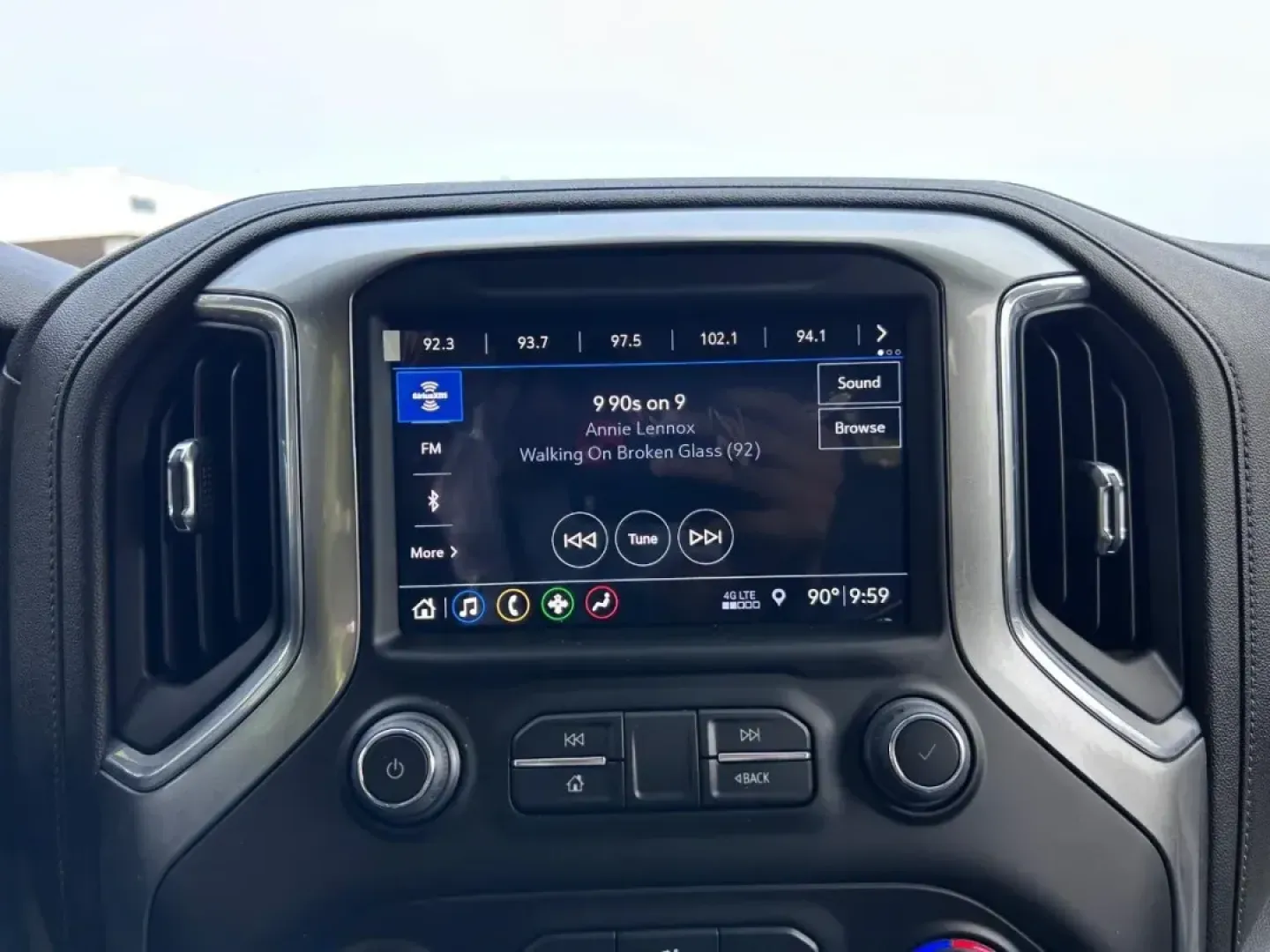 2019 /Jet Black Leather Chevrolet Silverado 1500 LT Trail Boss (3GCPYFED6KG) with an 5.3L EcoTec3 V8 ; featuring all-new Dynamic Fuel Management that enabl engine, Automatic transmission, located at 970 Woodlawn Dr., Farmington, MO, 63640, (573) 431-7800, 37.825642, -90.468674 - USED 2019 Chevrolet Silverado 1500 LT Trail Boss from Pettus CDJR Farmington, Farmington MO. - Photo#13
