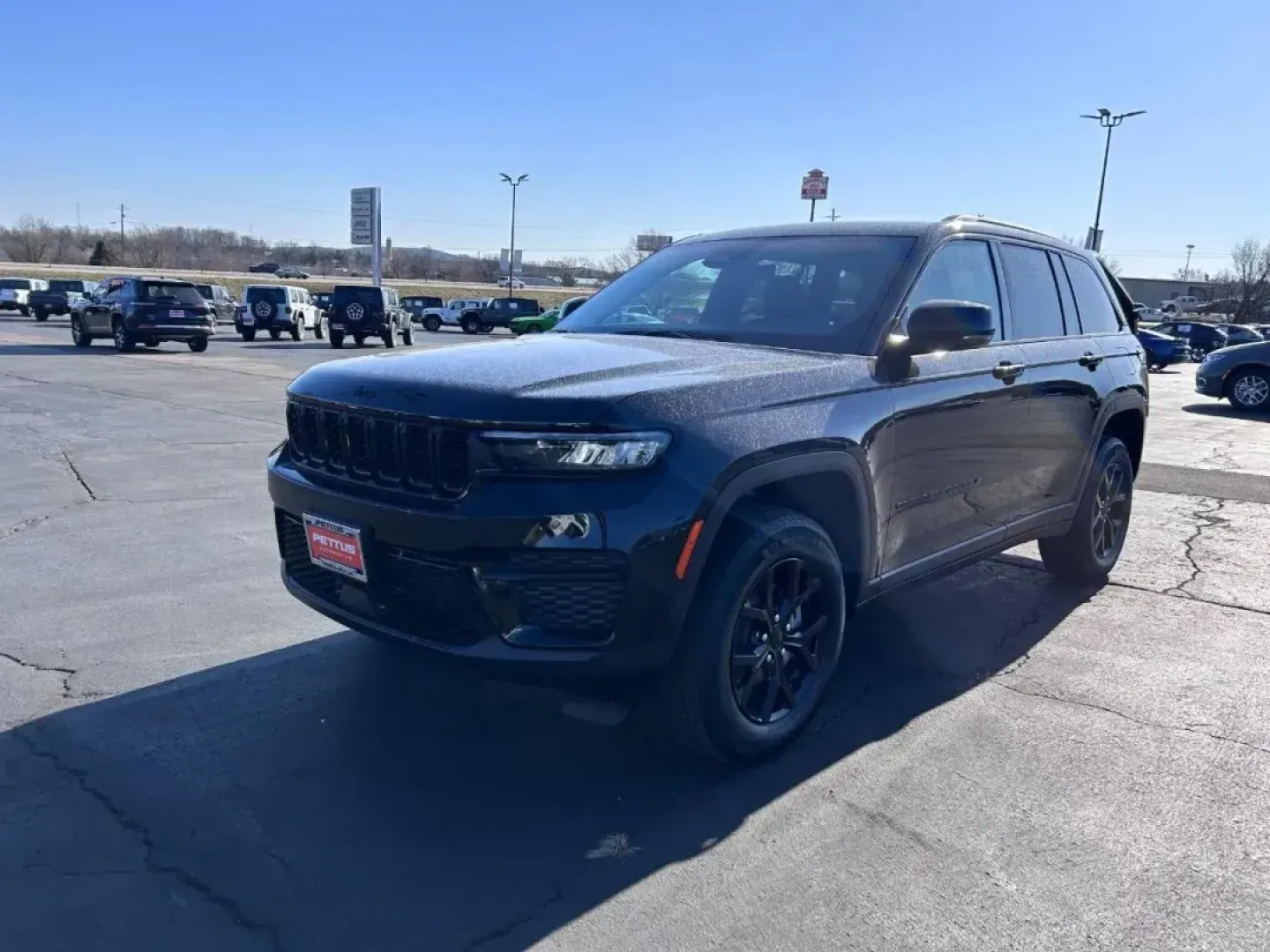 2025 /Global Black Cloth Jeep Grand Cherokee Altitude X (1C4RJHAG2SC) with an 3.6L V6 24V VVT UPG I engine, Automatic transmission, located at 970 Woodlawn Dr., Farmington, MO, 63640, (573) 431-7800, 37.825642, -90.468674 - **Unleash Your Adventurous Spirit with the 2025 Jeep Grand Cherokee Altitude X** <br /> <br /> Imagine embarking on unforgettable family road trips or casual weekend getaways with the perfect vehicle by your side. The 2025 Jeep Grand Cherokee Altitude X is not just an SUV; it's a gateway to adventur - Photo#6