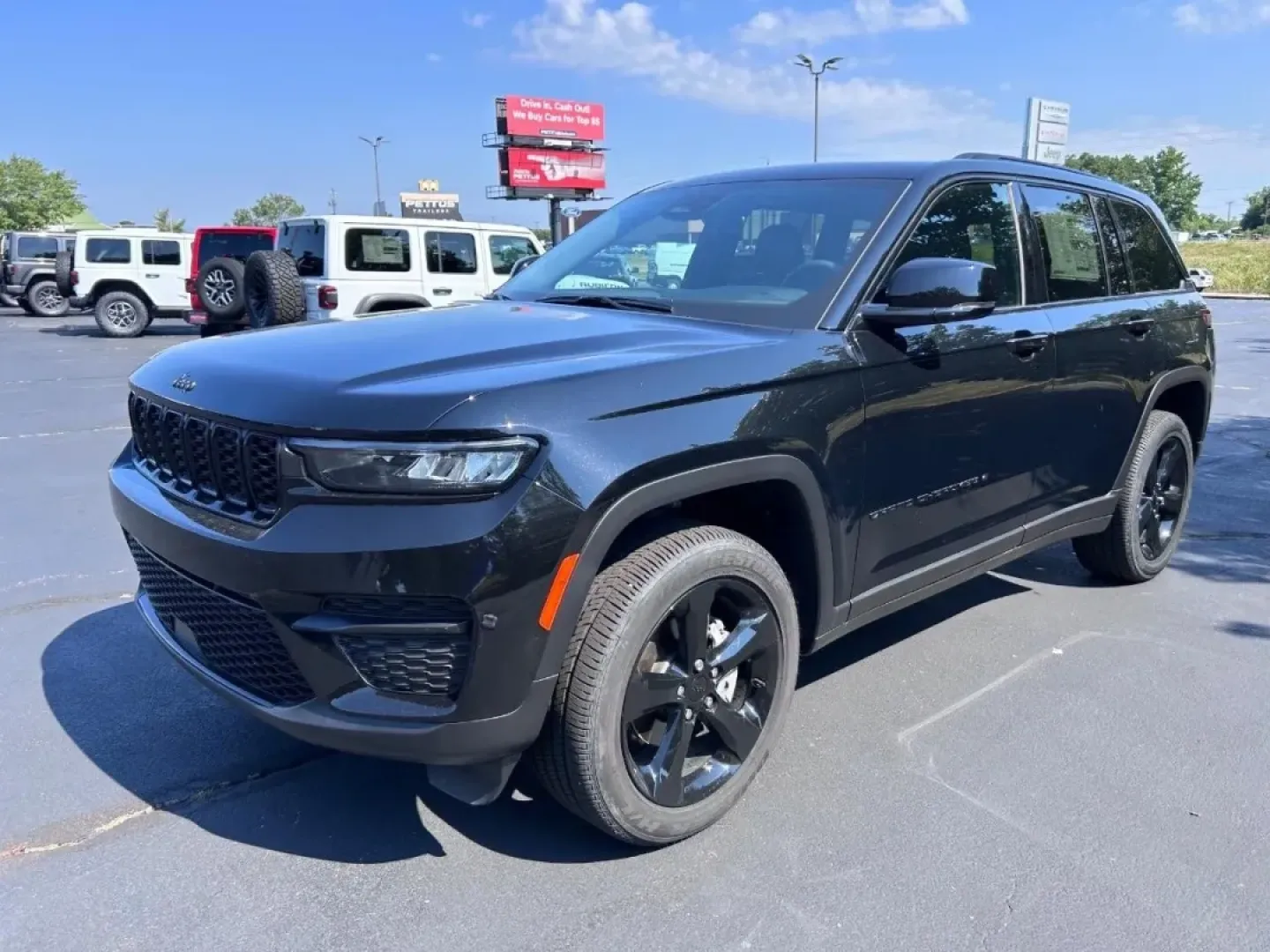 2025 /Global Black Leather Trimmed Jeep Grand Cherokee Altitude X (1C4RJHAG5SC) with an 3.6L V6 24V VVT UPG I engine, Automatic transmission, located at 970 Woodlawn Dr., Farmington, MO, 63640, (573) 431-7800, 37.825642, -90.468674 - **Discover Your Adventure with the 2025 Jeep Grand Cherokee Altitude X** <br /> <br /> Are you ready to elevate your daily drive and set off on thrilling weekend adventures? The 2025 Jeep Grand Cherokee Altitude X is more than just a vehicle; it's a lifestyle choice, perfect for families, commuters, - Photo#7